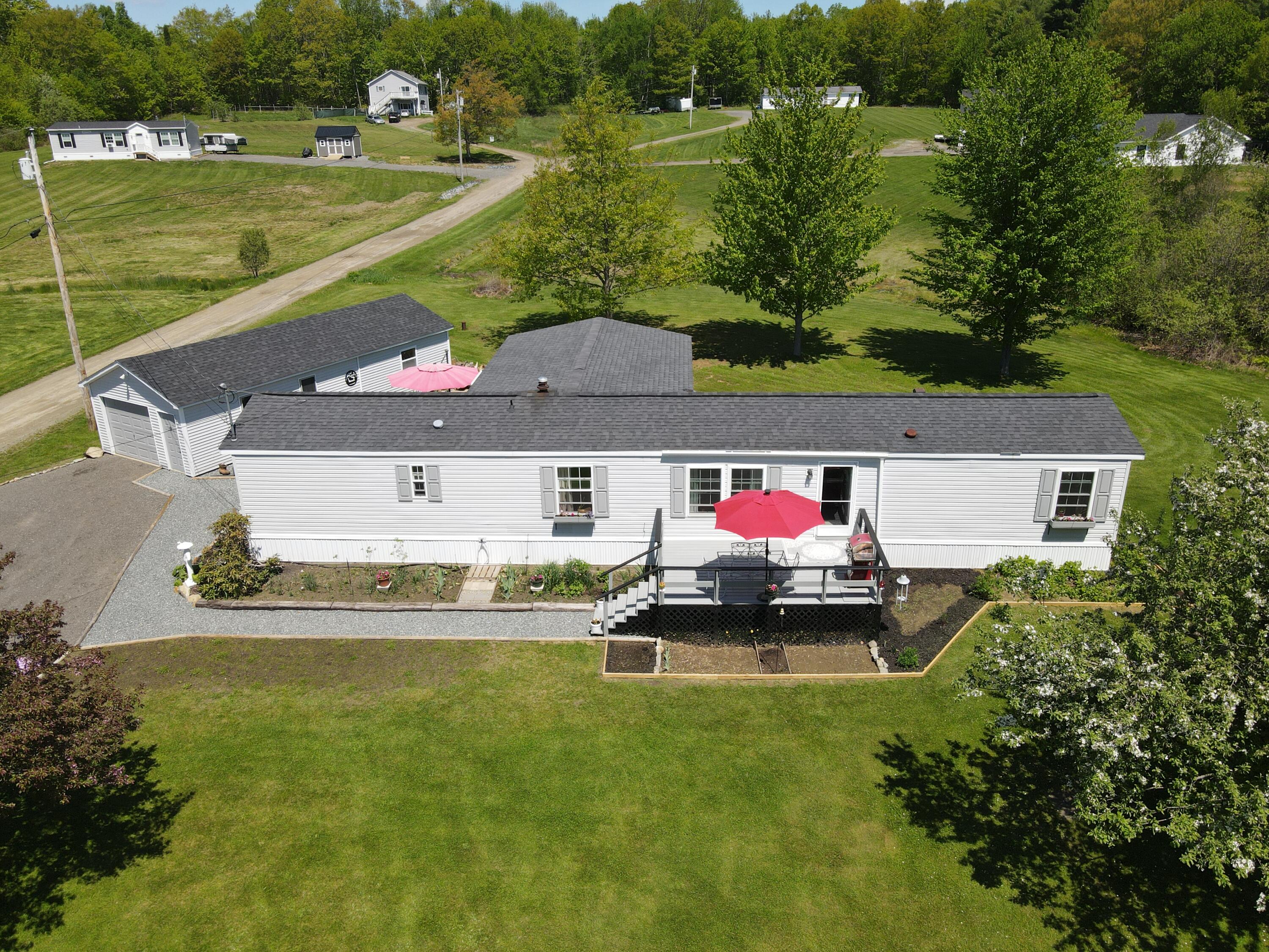 9 Smith Lane Property Photo 44