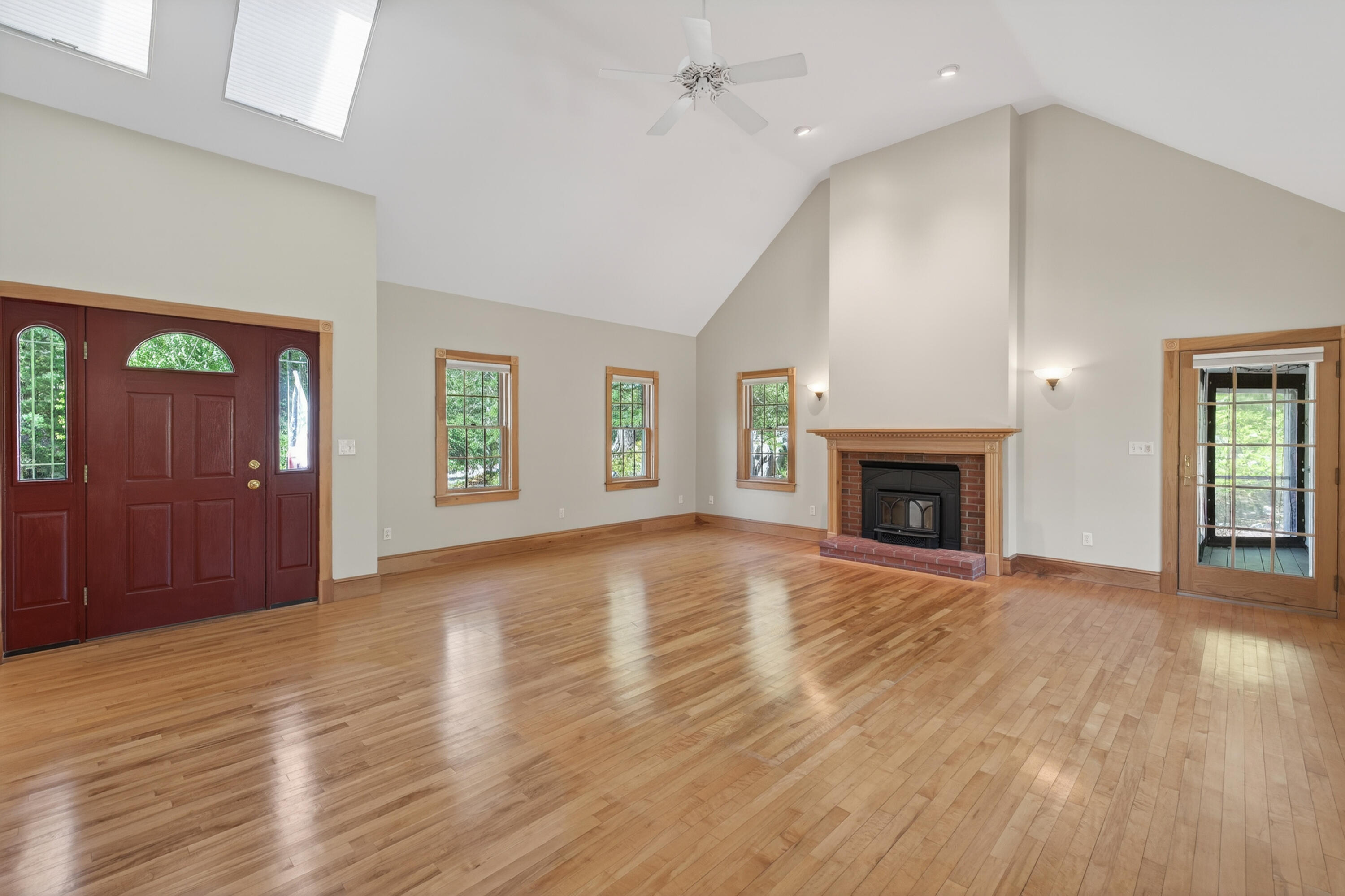 12 Touchstone Drive Property Photo 9