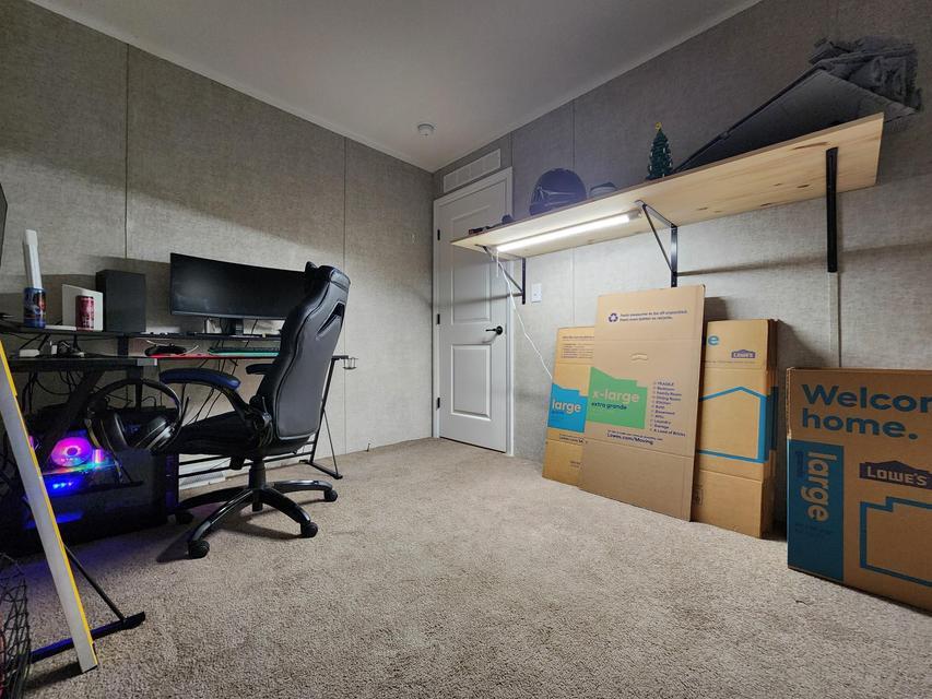 39 Franklin Parkway Property Photo 16