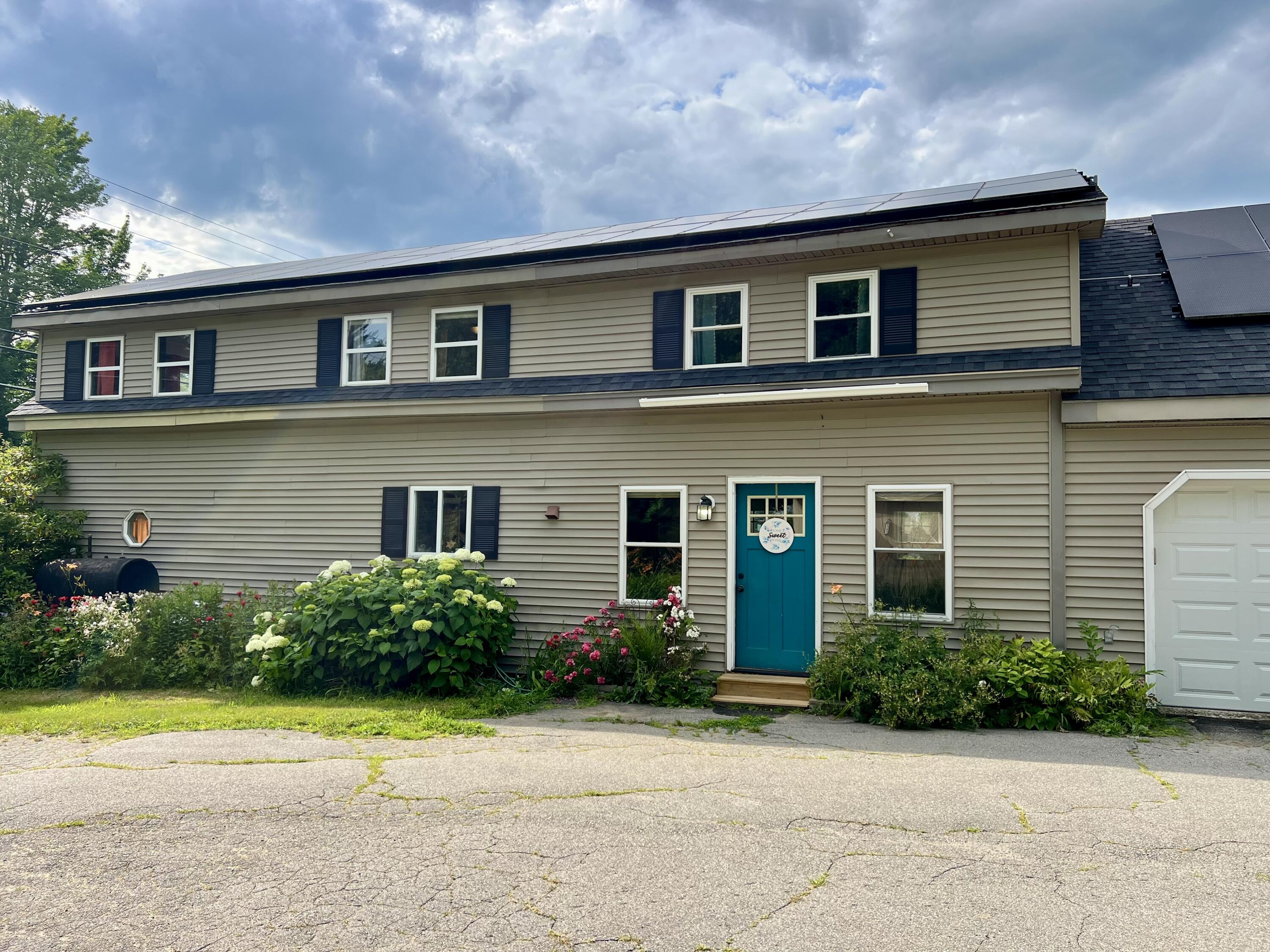 127 Swan Lake Avenue Property Photo 2