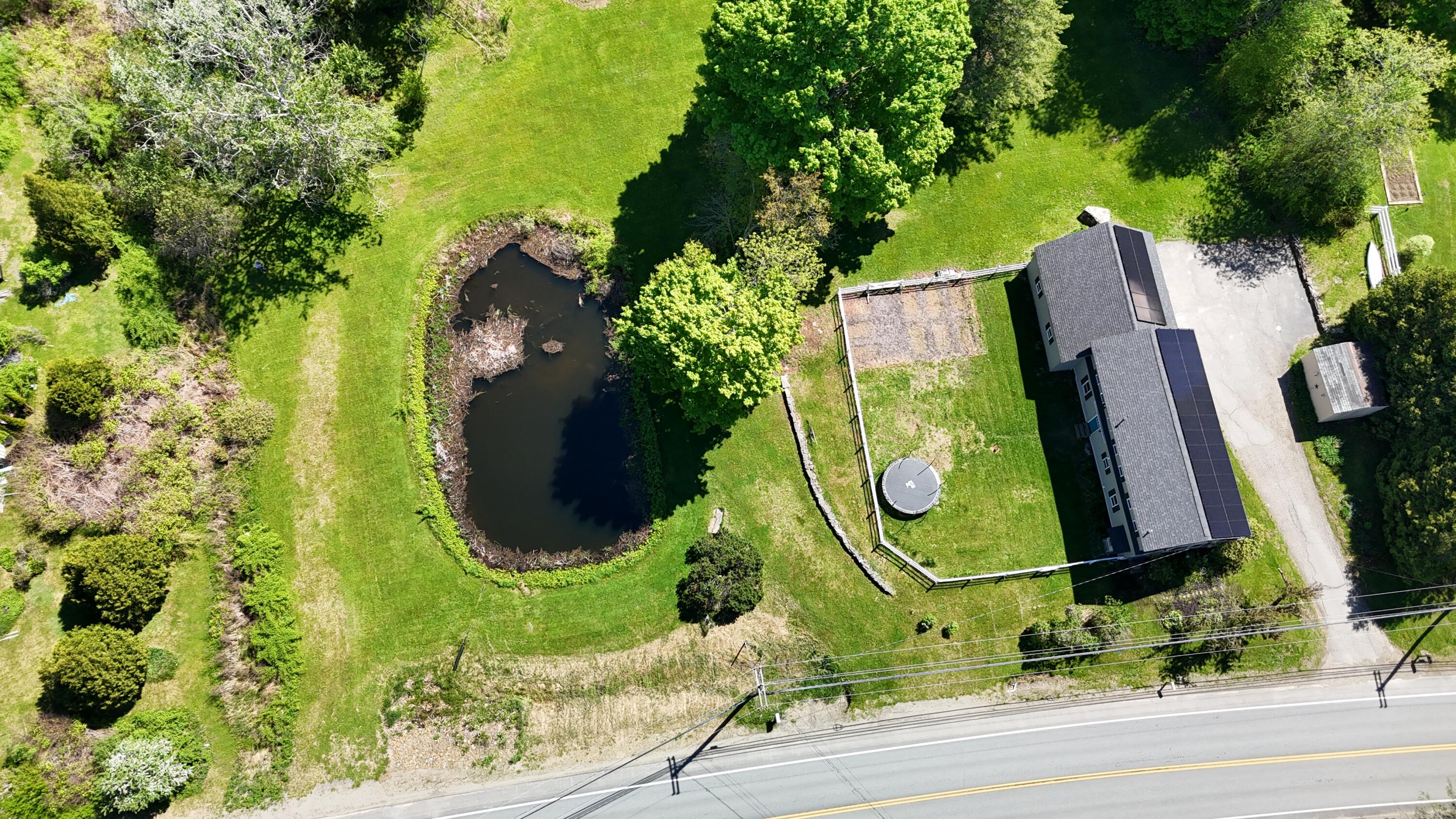 127 Swan Lake Avenue Property Photo 5