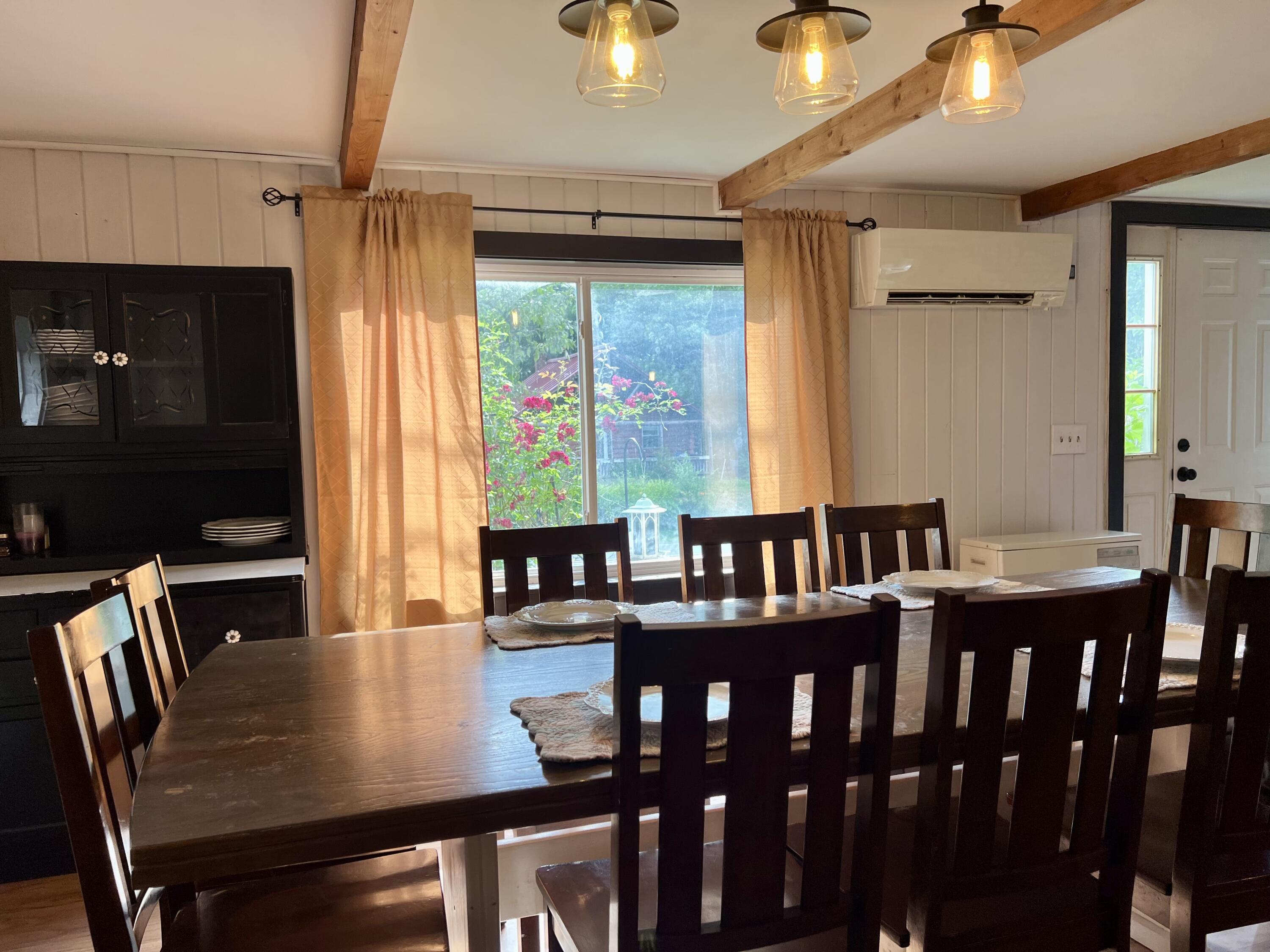 127 Swan Lake Avenue Property Photo 22