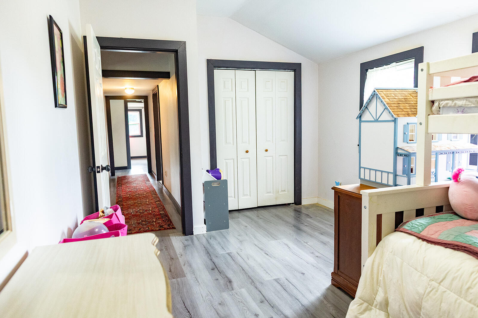 127 Swan Lake Avenue Property Photo 43