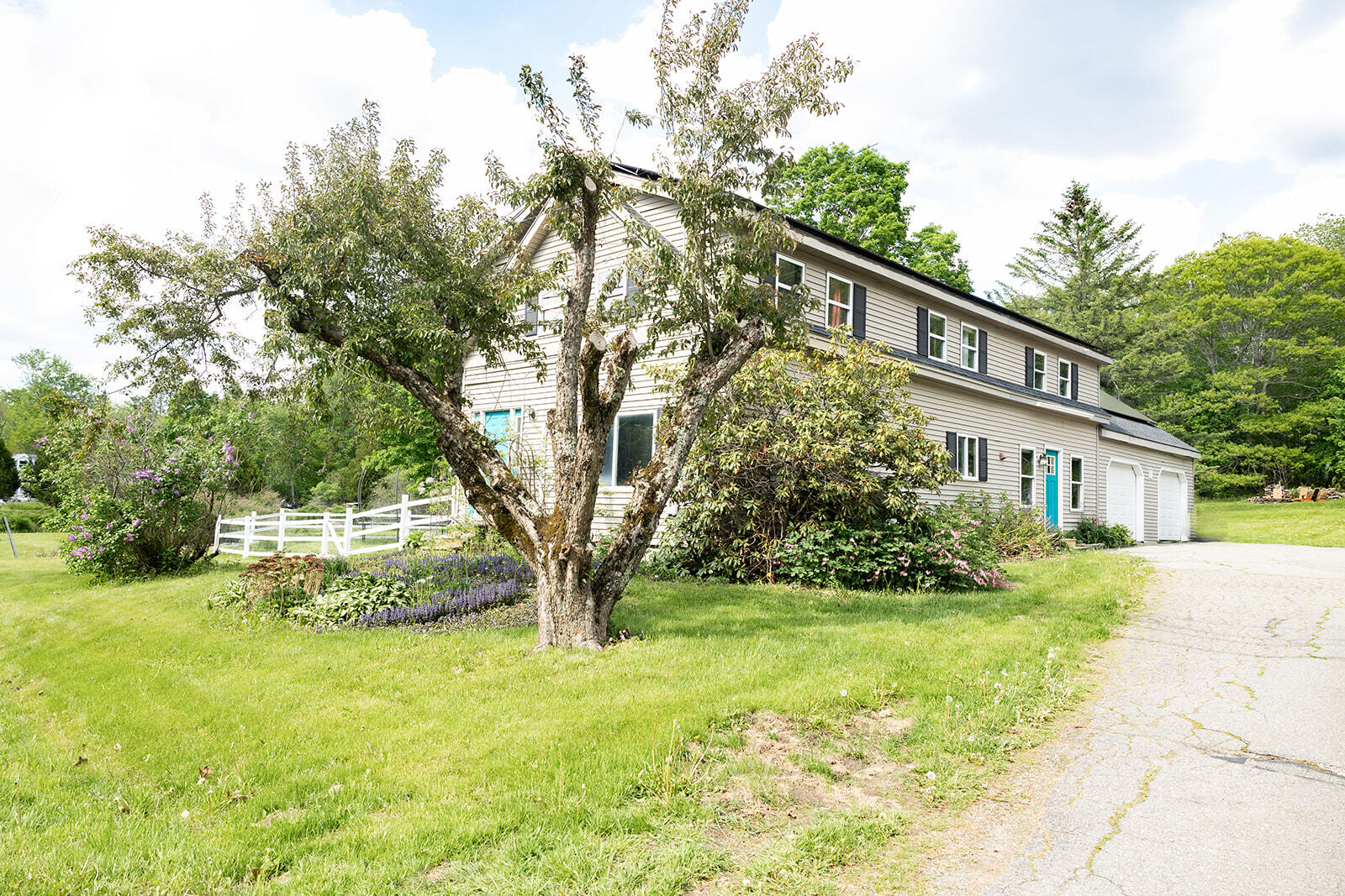 127 Swan Lake Avenue Property Photo 47