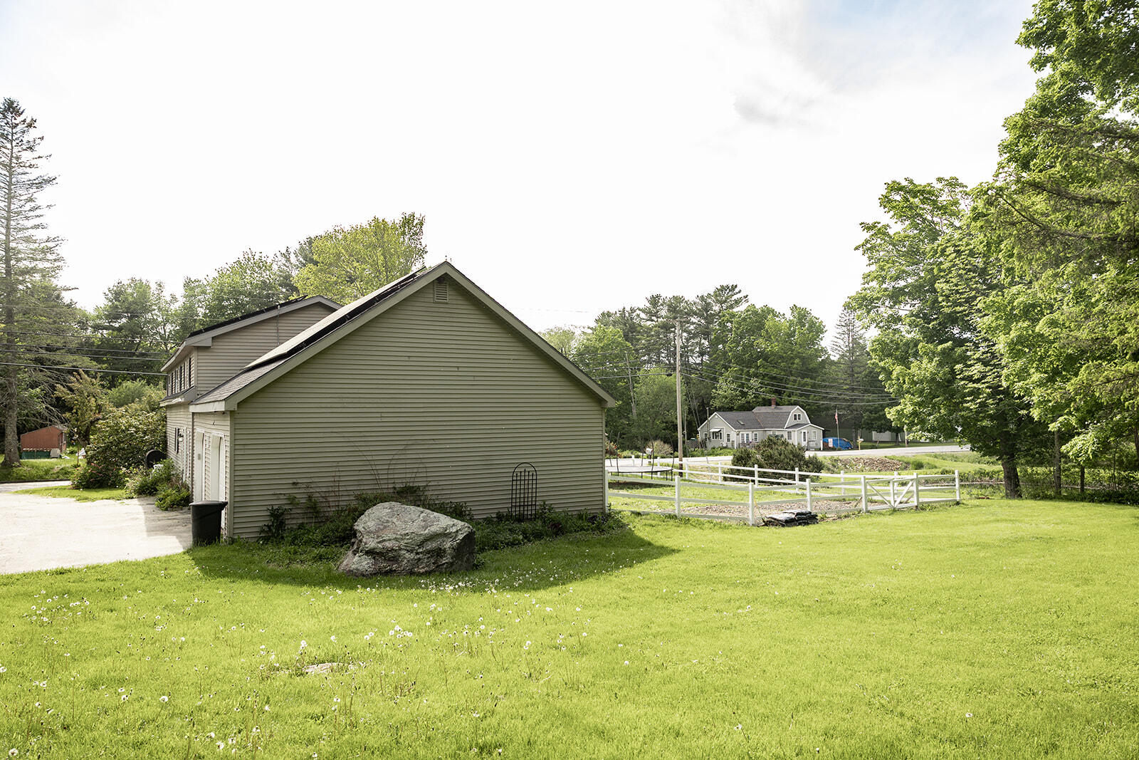 127 Swan Lake Avenue Property Photo 52