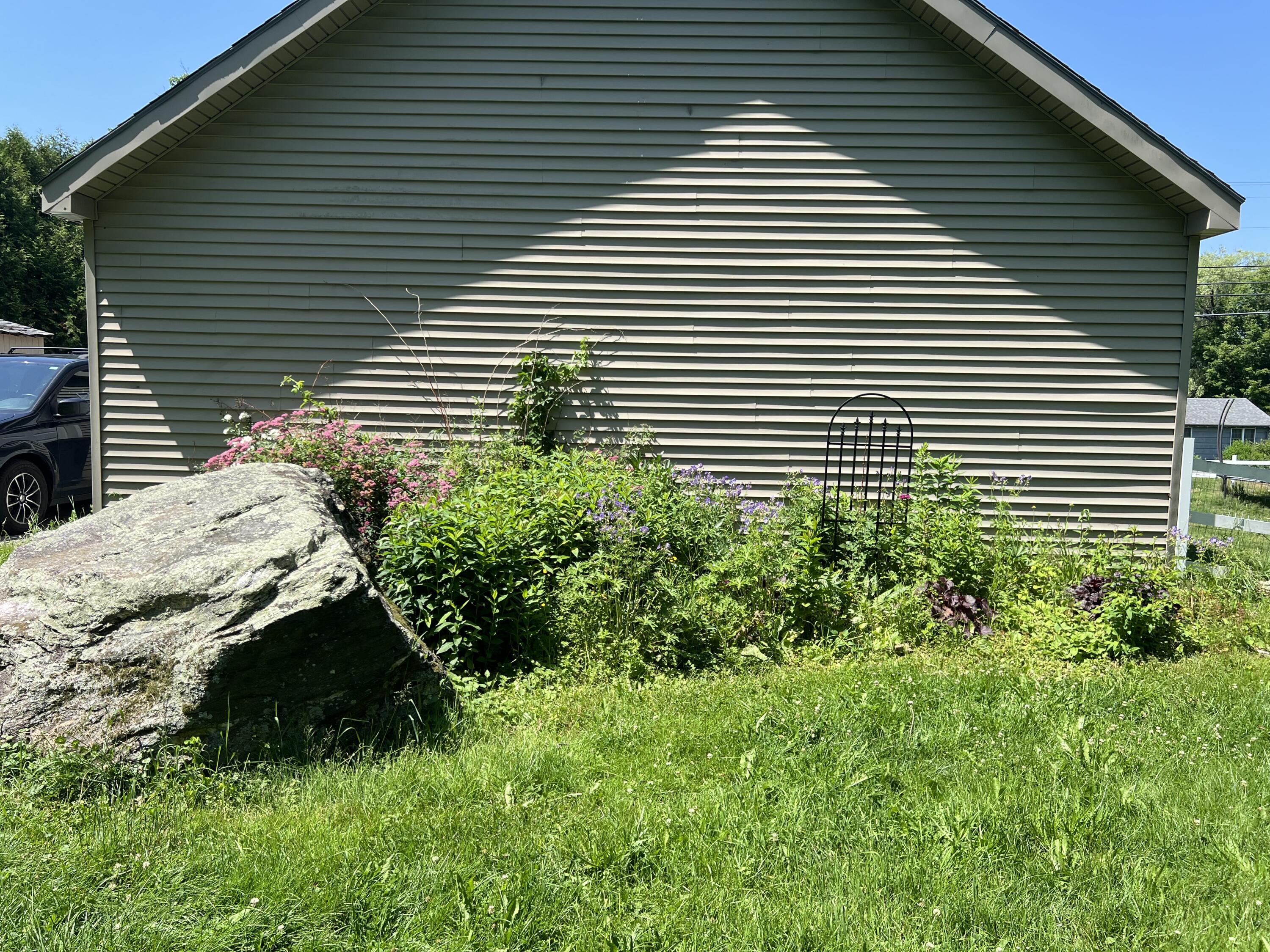 127 Swan Lake Avenue Property Photo 67