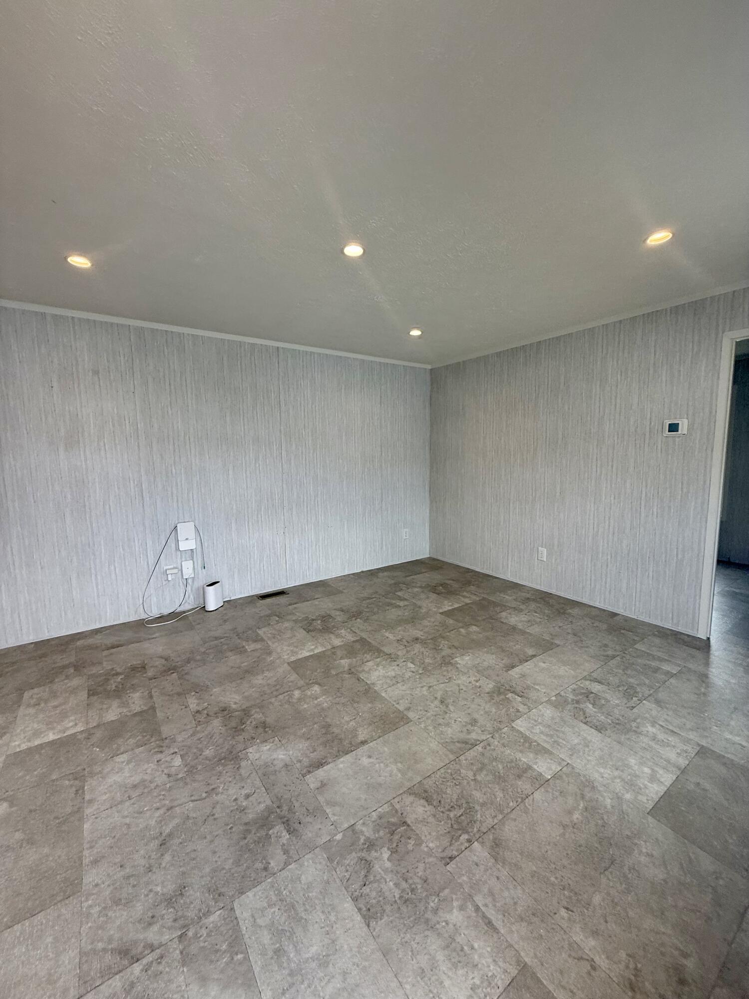 28 Hobson Avenue Property Photo 2