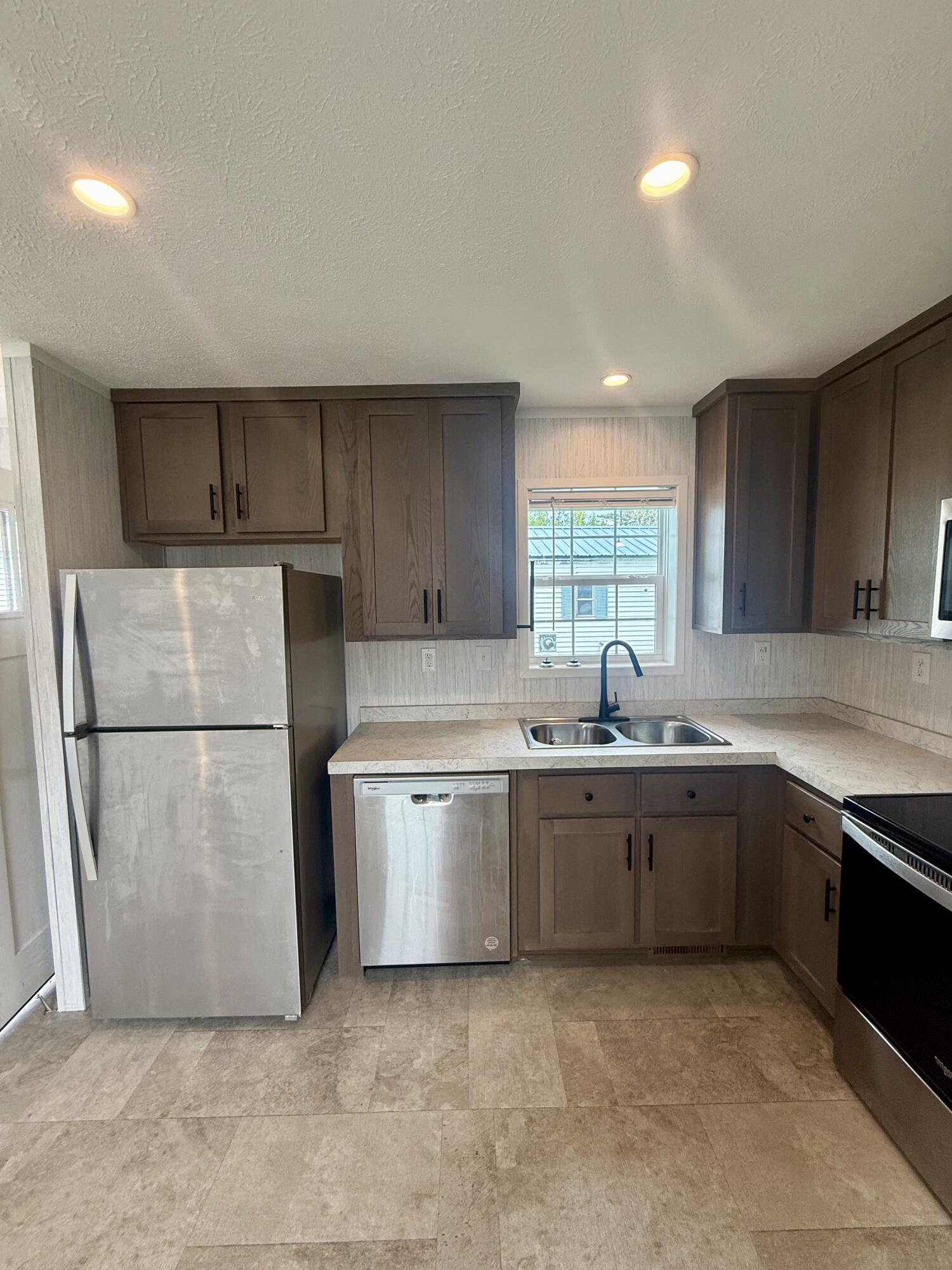 28 Hobson Avenue Property Photo 8