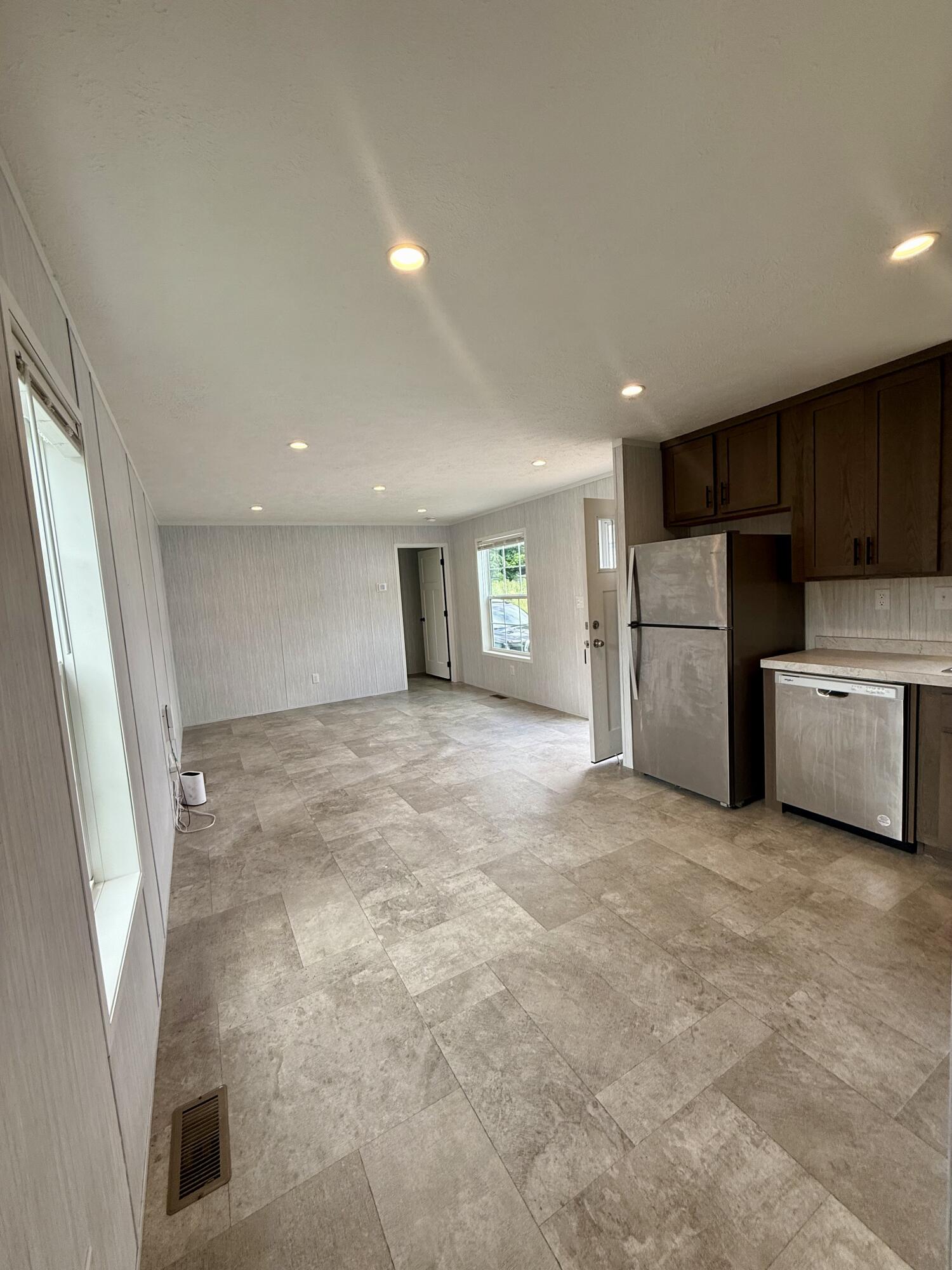 28 Hobson Avenue Property Photo 9
