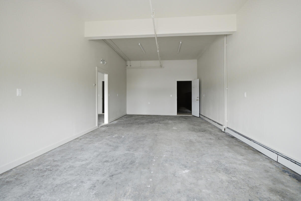 551 Lincoln Street Property Photo 26