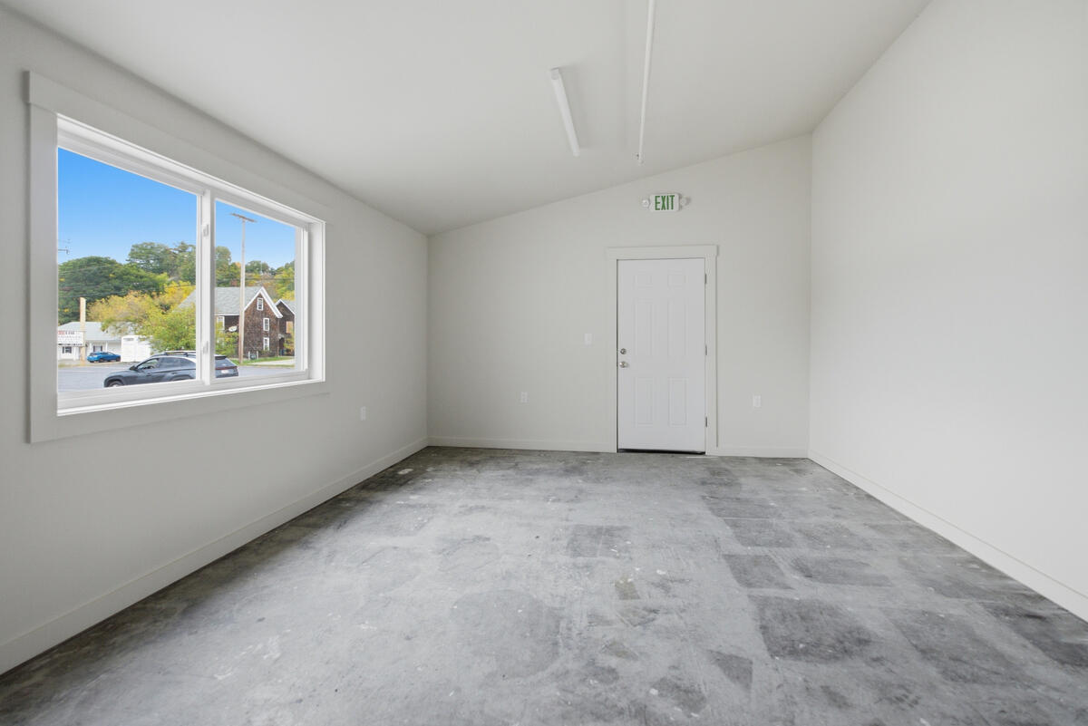 551 Lincoln Street Property Photo 31