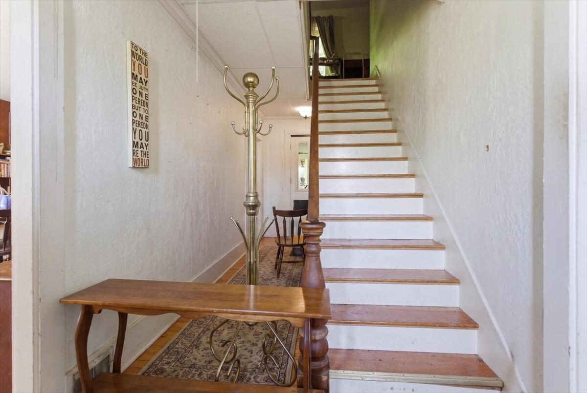 263 Number 6 Road Property Photo 37