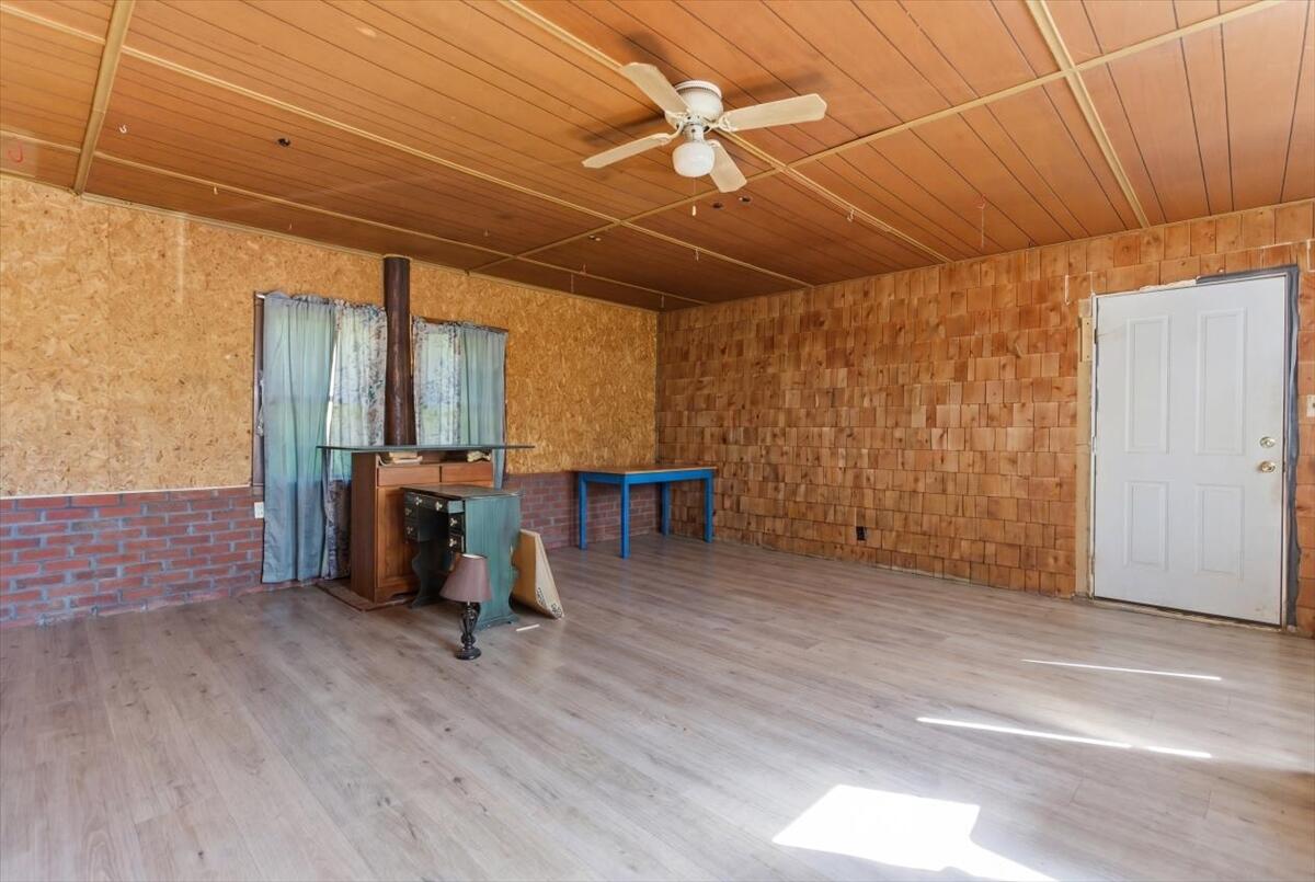263 Number 6 Road Property Photo 68