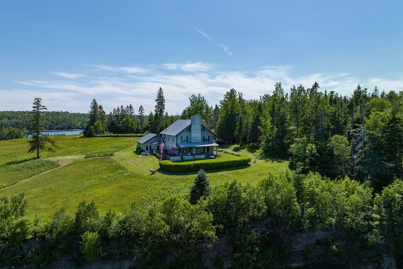 159 Devereaux Road Property Photo 60