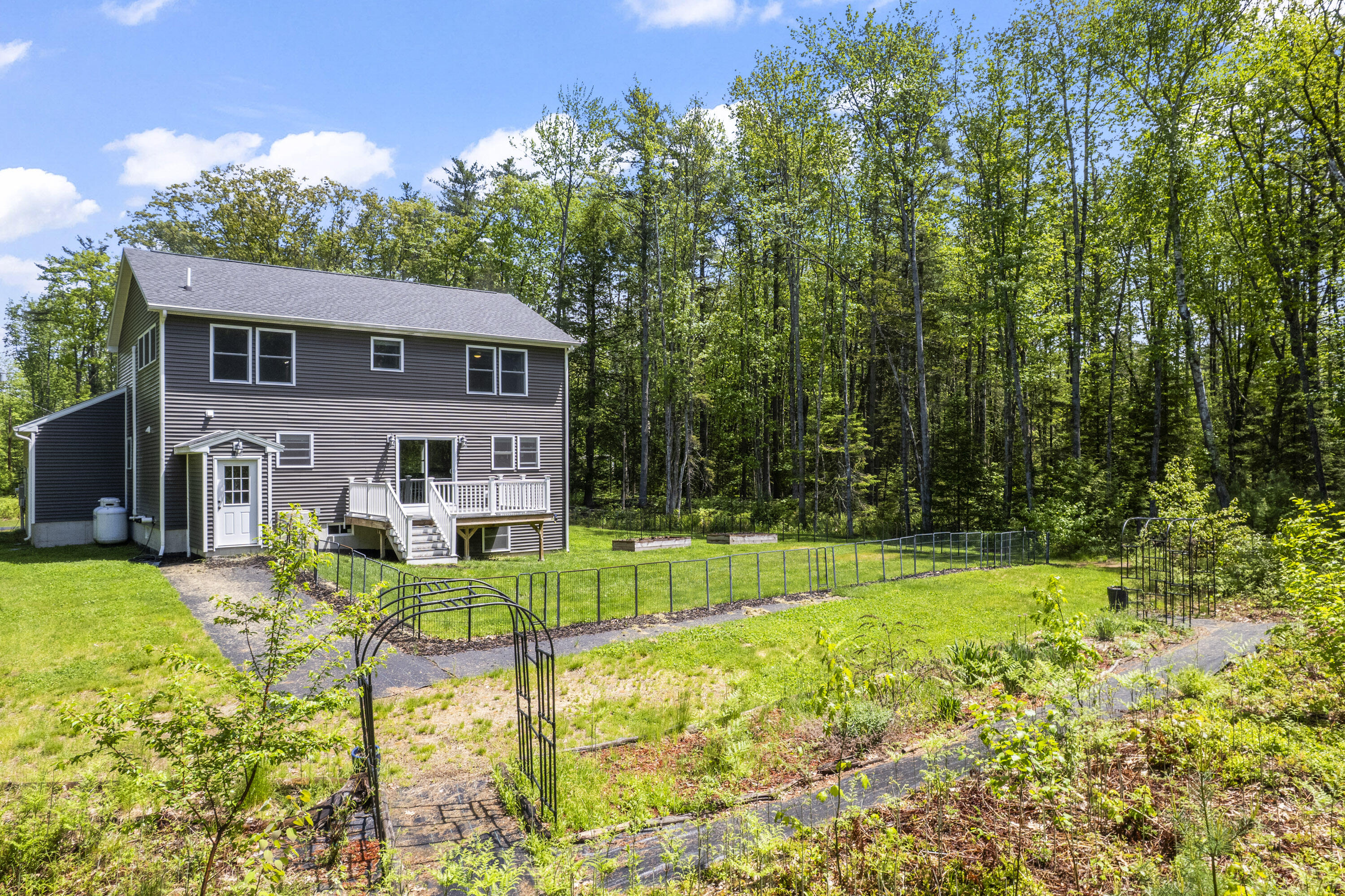 122 Thomas Point Road Property Photo 4
