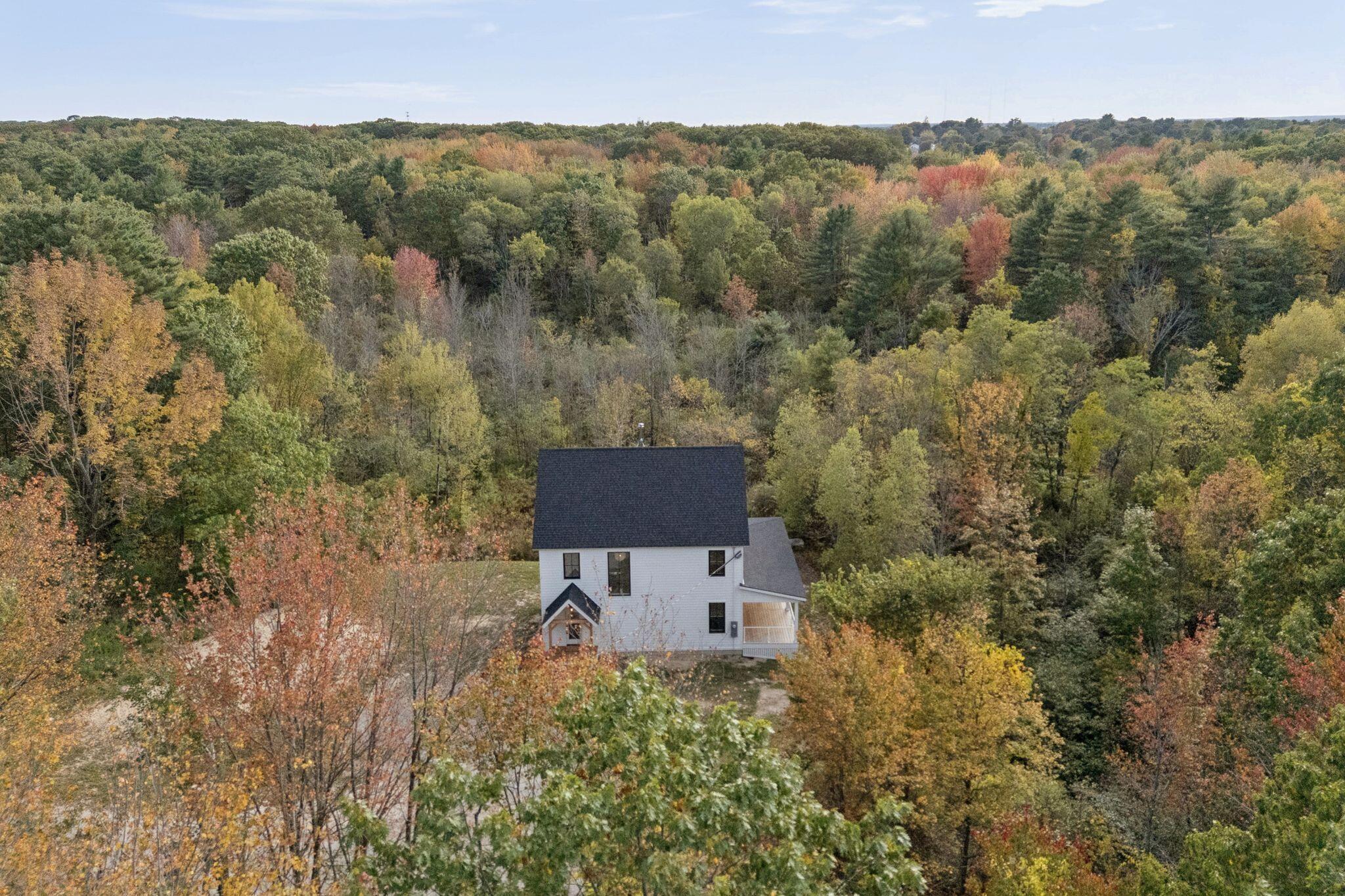4 Oramel Avenue Property Photo 8