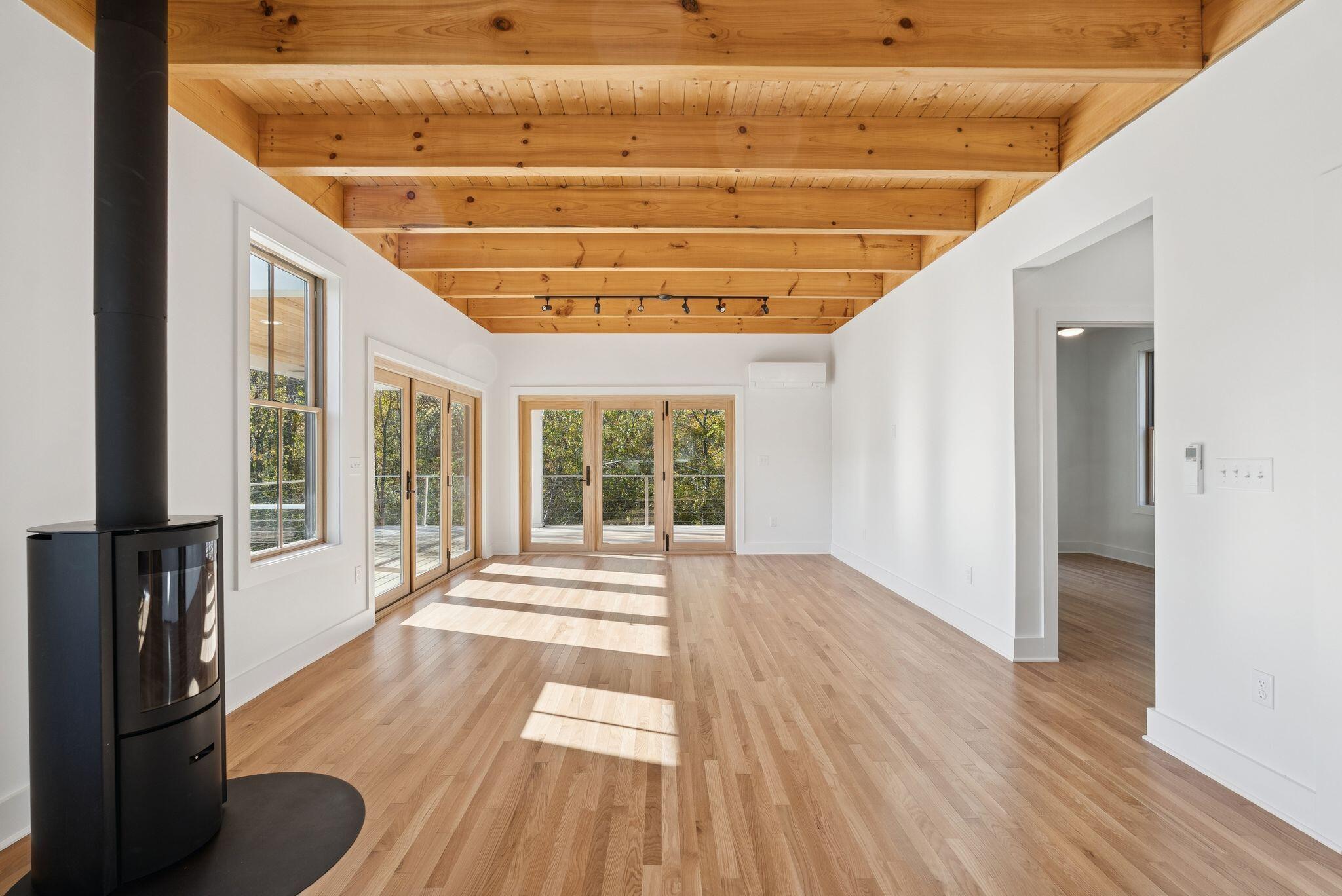 4 Oramel Avenue Property Photo 33