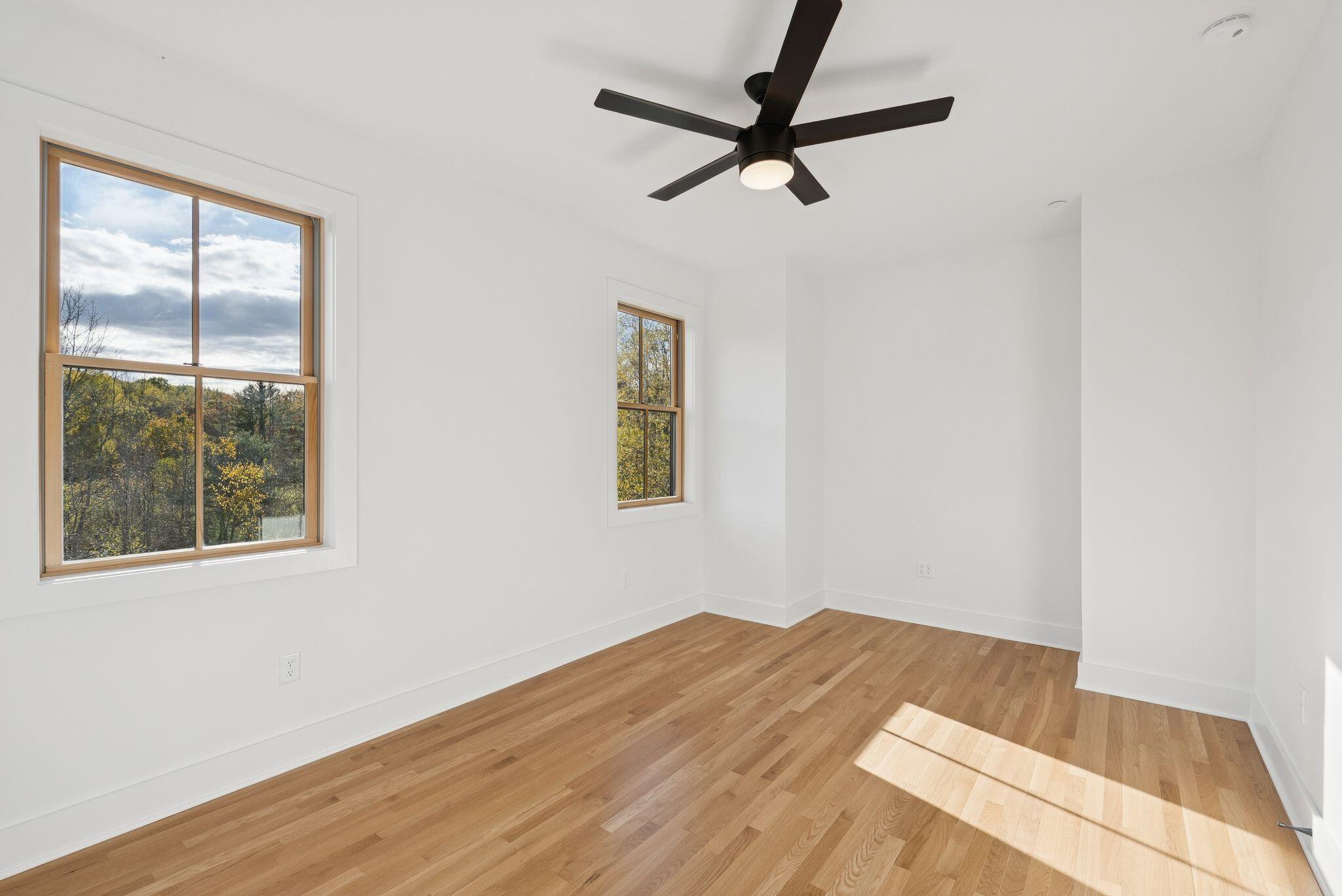 4 Oramel Avenue Property Photo 45