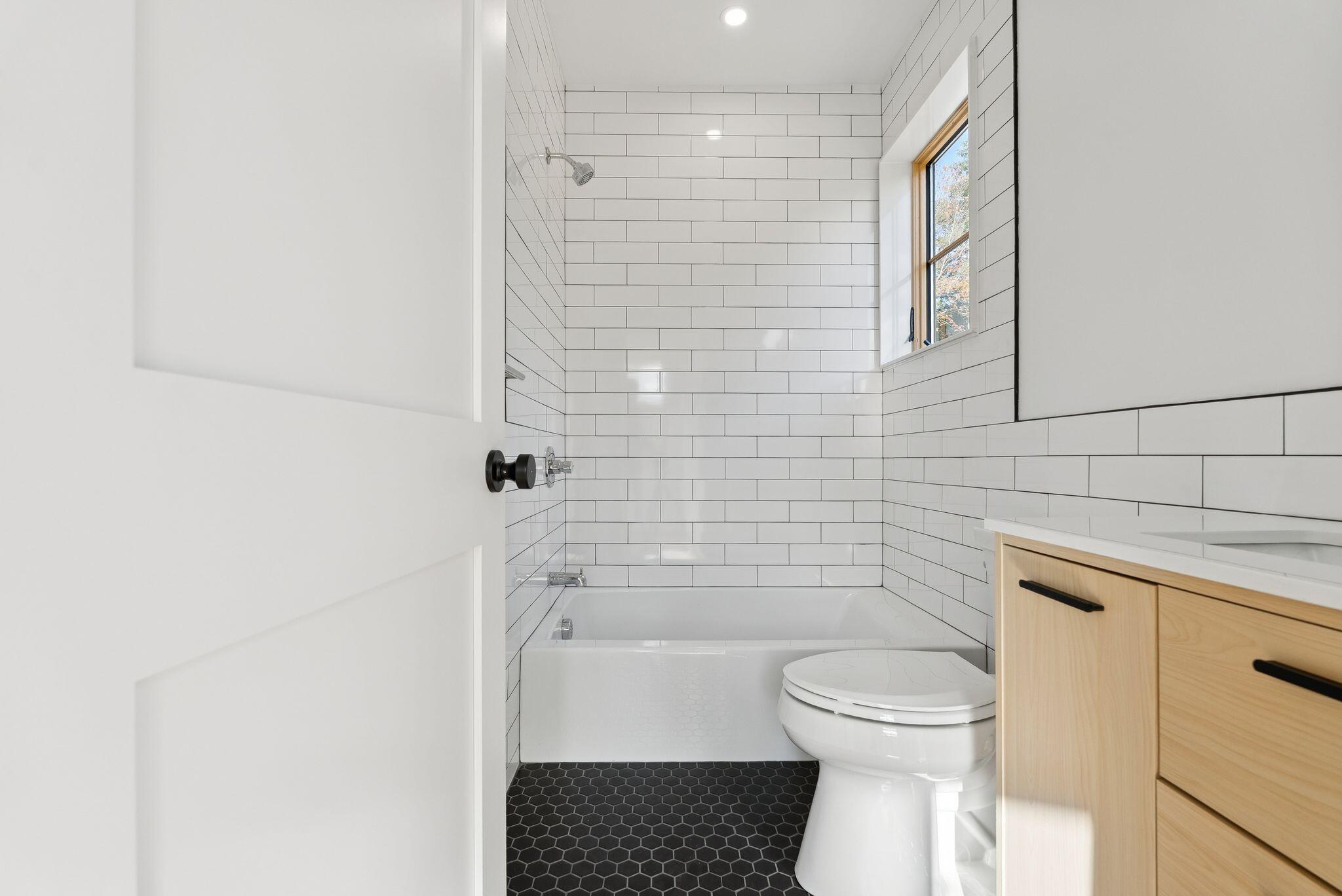 4 Oramel Avenue Property Photo 48