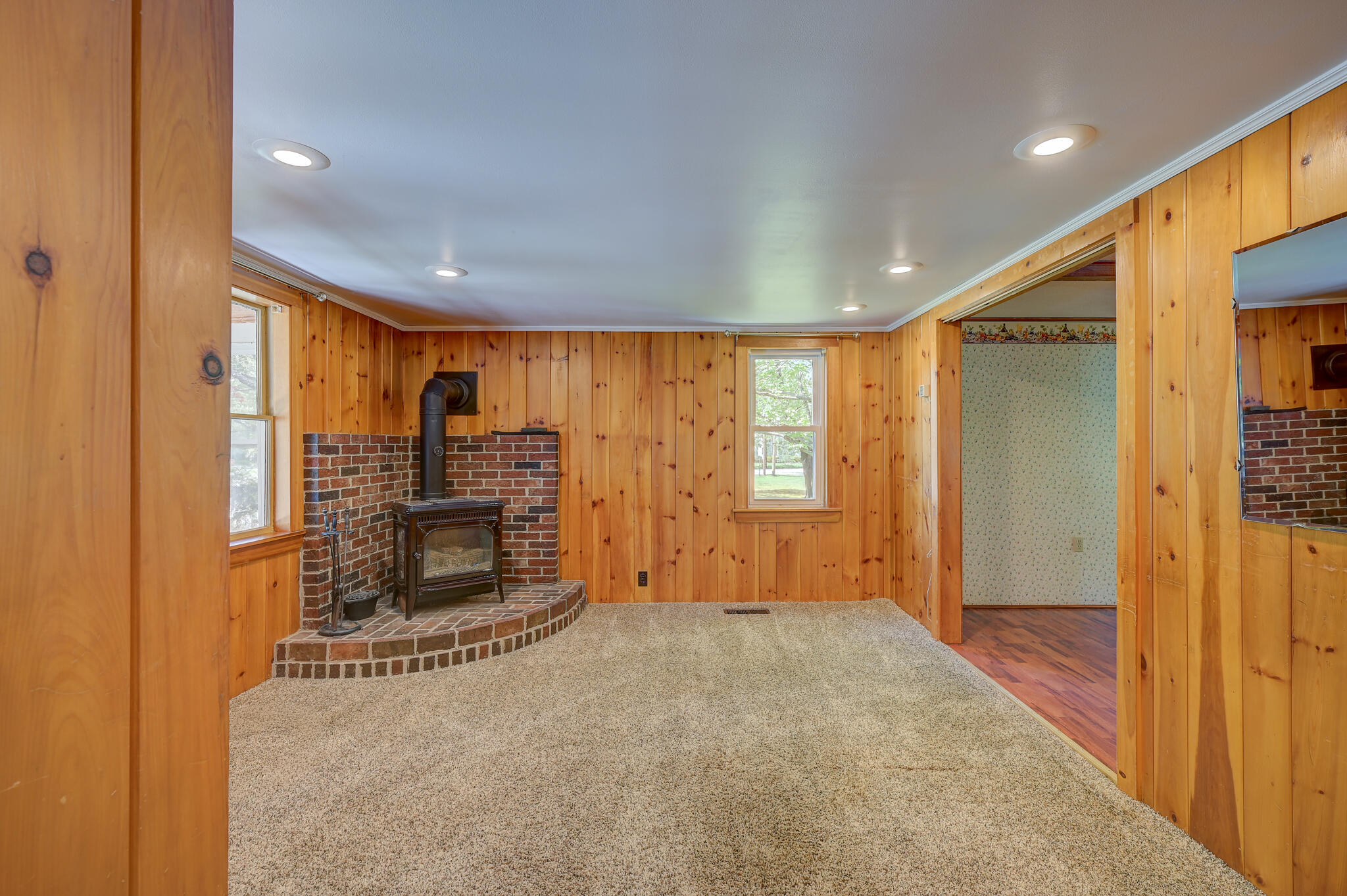 56 Smith Street Property Photo 11