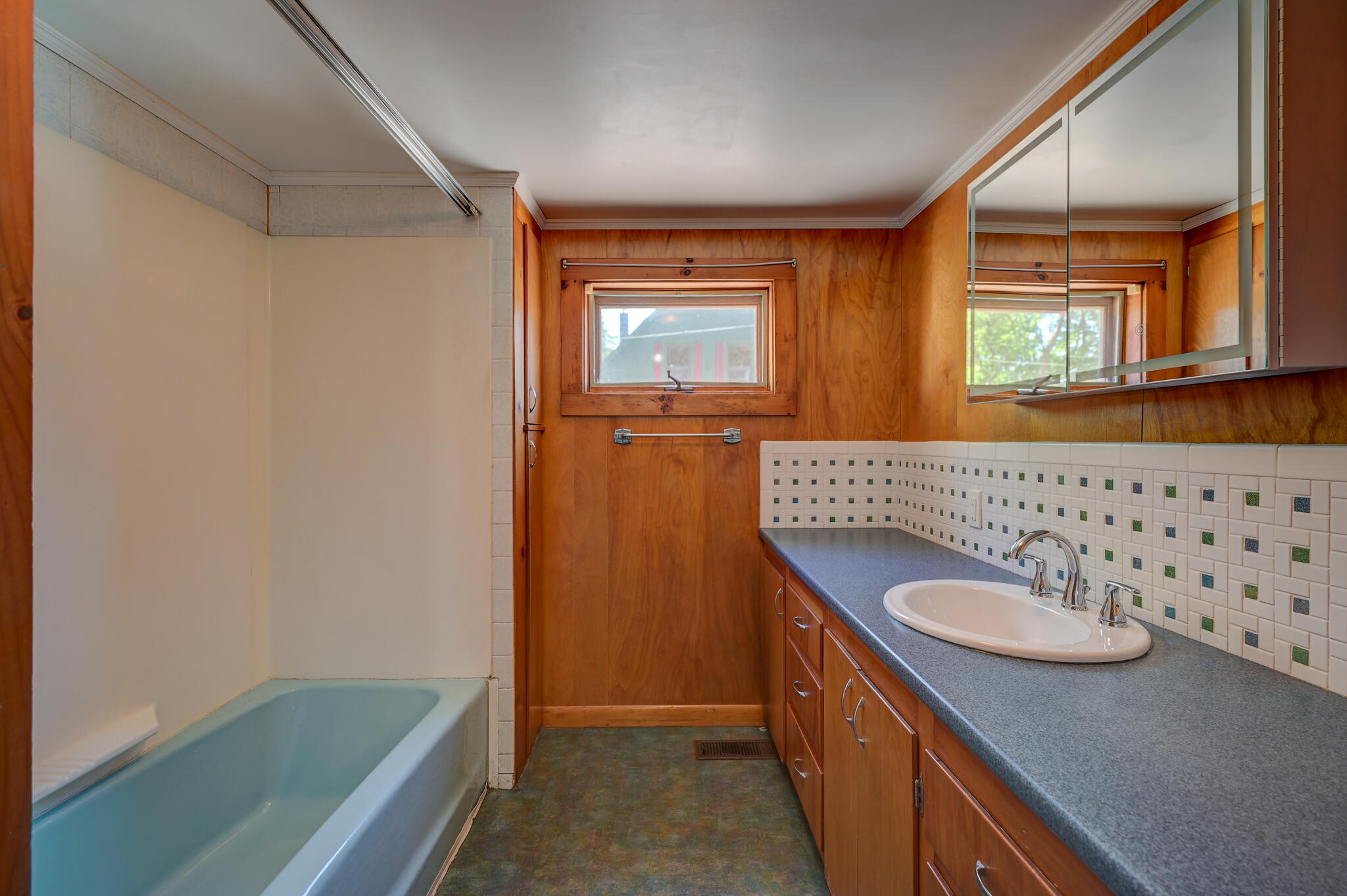 56 Smith Street Property Photo 33
