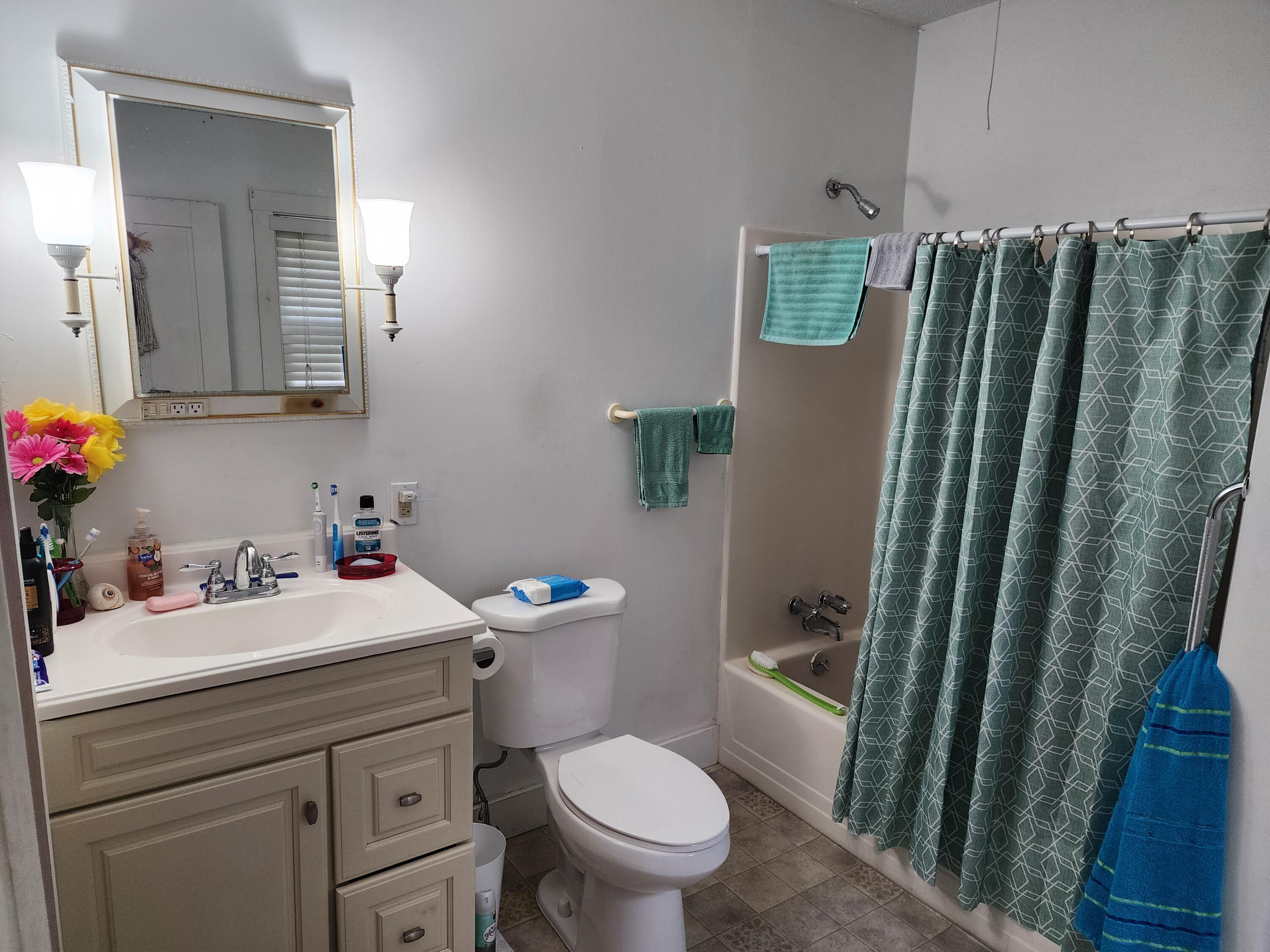 89 Oak Street Property Photo 11