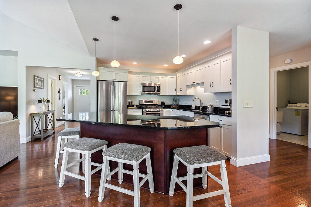 9 Fieldstone Drive Property Photo 3