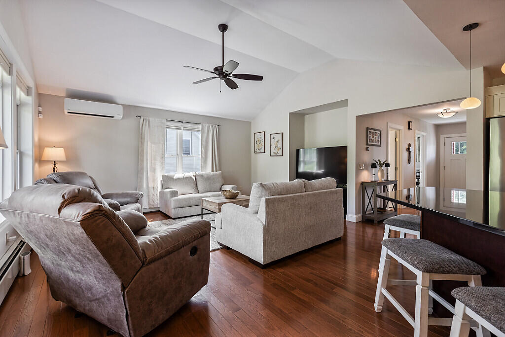 9 Fieldstone Drive Property Photo 10