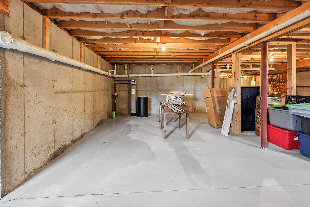 9 Fieldstone Drive Property Photo 32