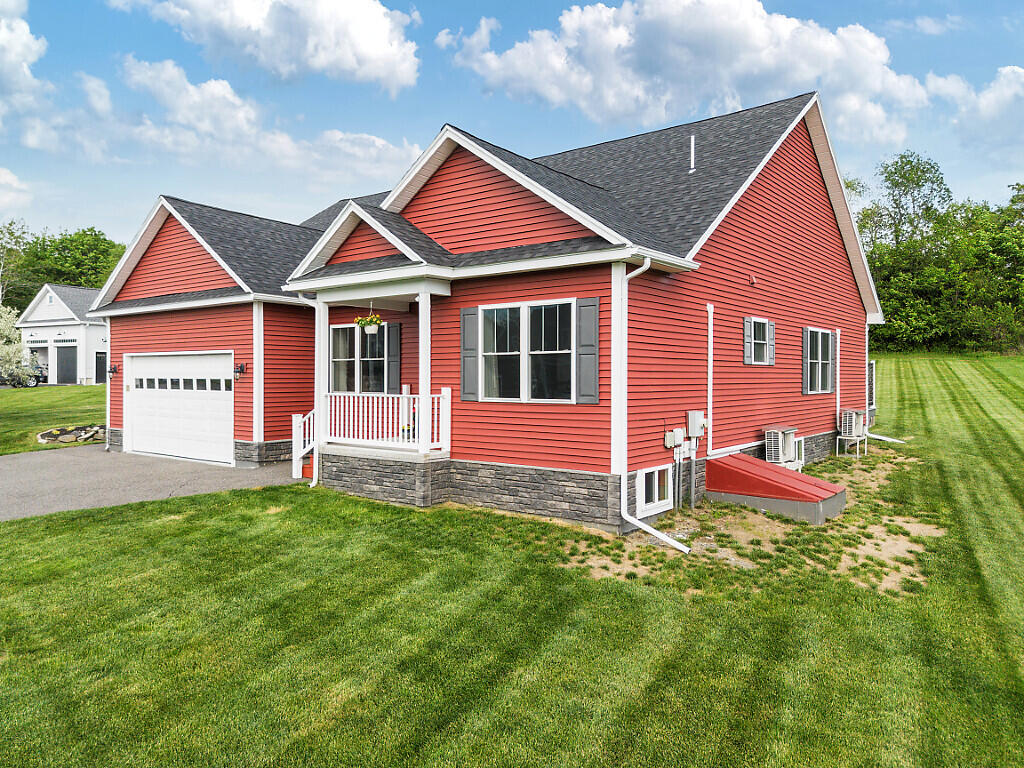 9 Fieldstone Drive Property Photo 36