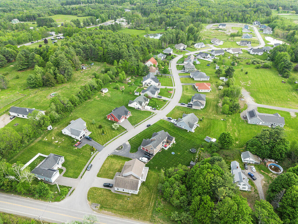 9 Fieldstone Drive Property Photo 47