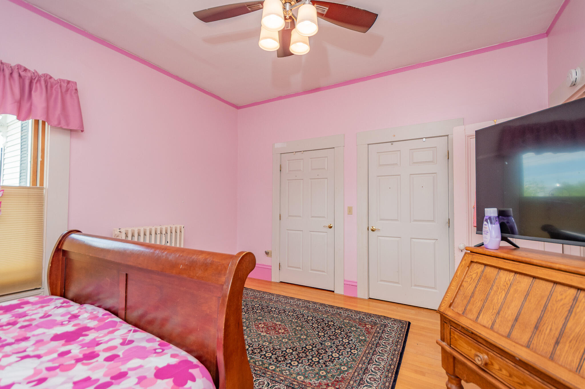 8 Monument Square Property Photo 40