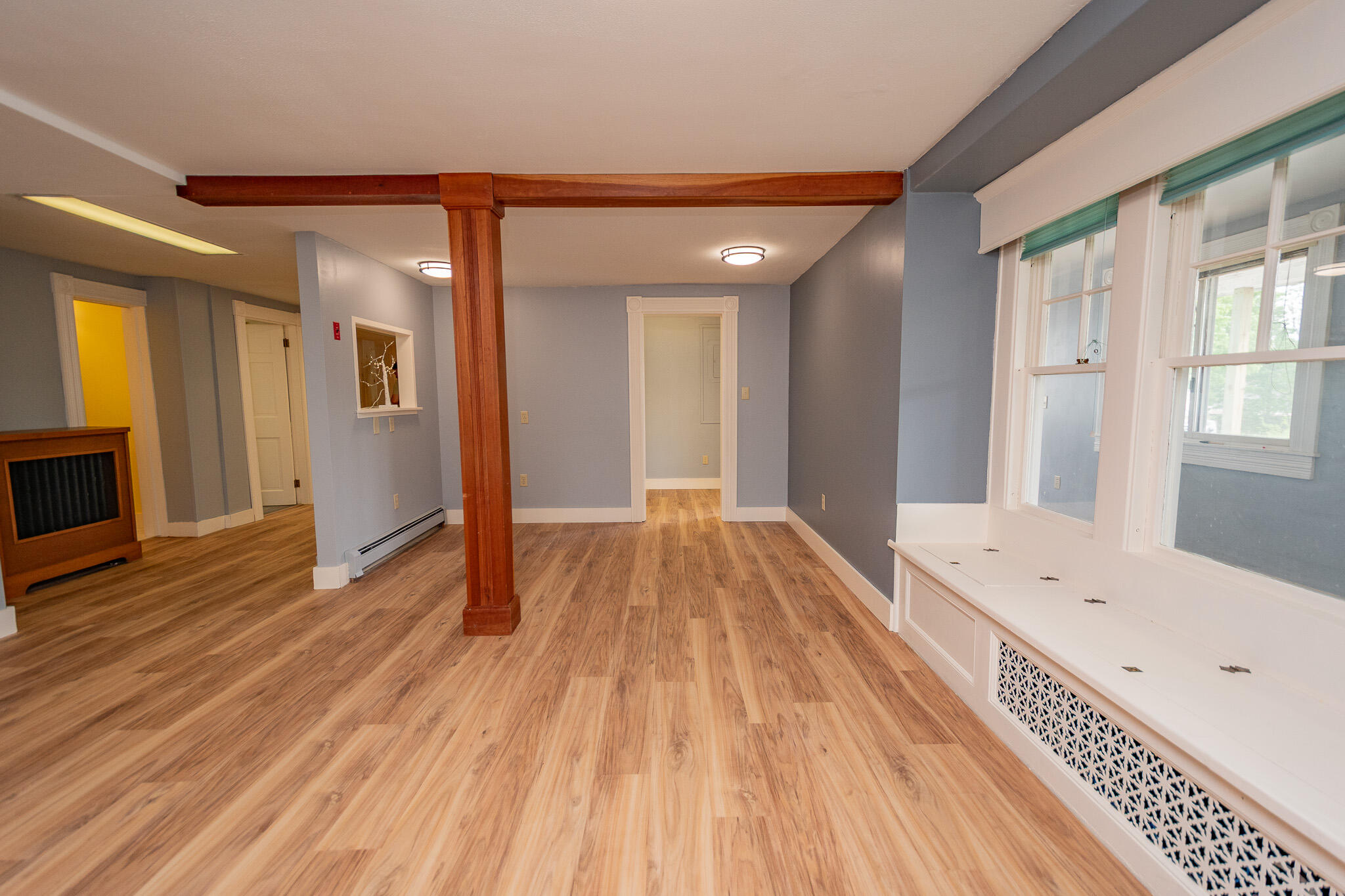 8 Monument Square Property Photo 61