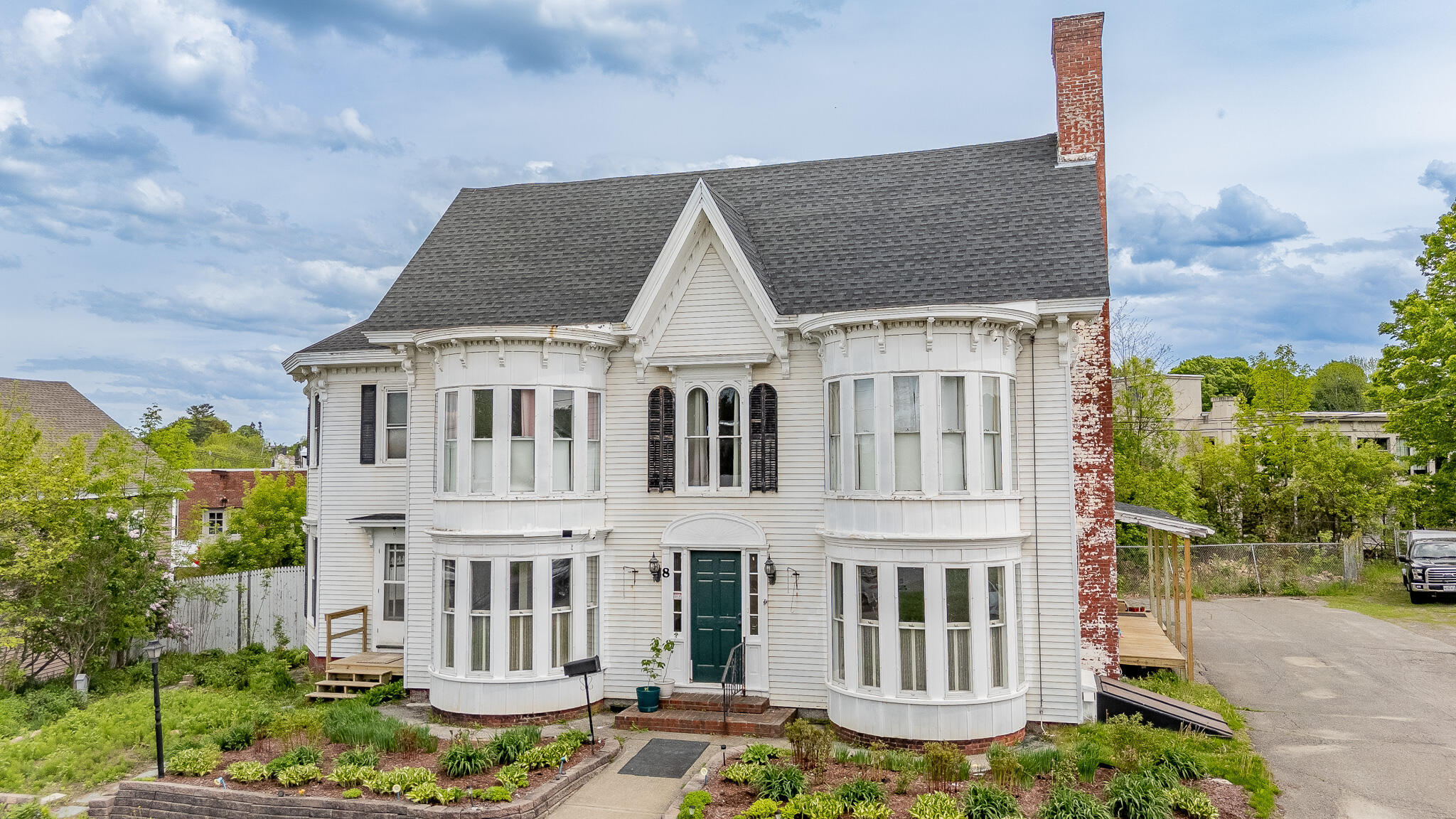 8 Monument Square Property Photo 100