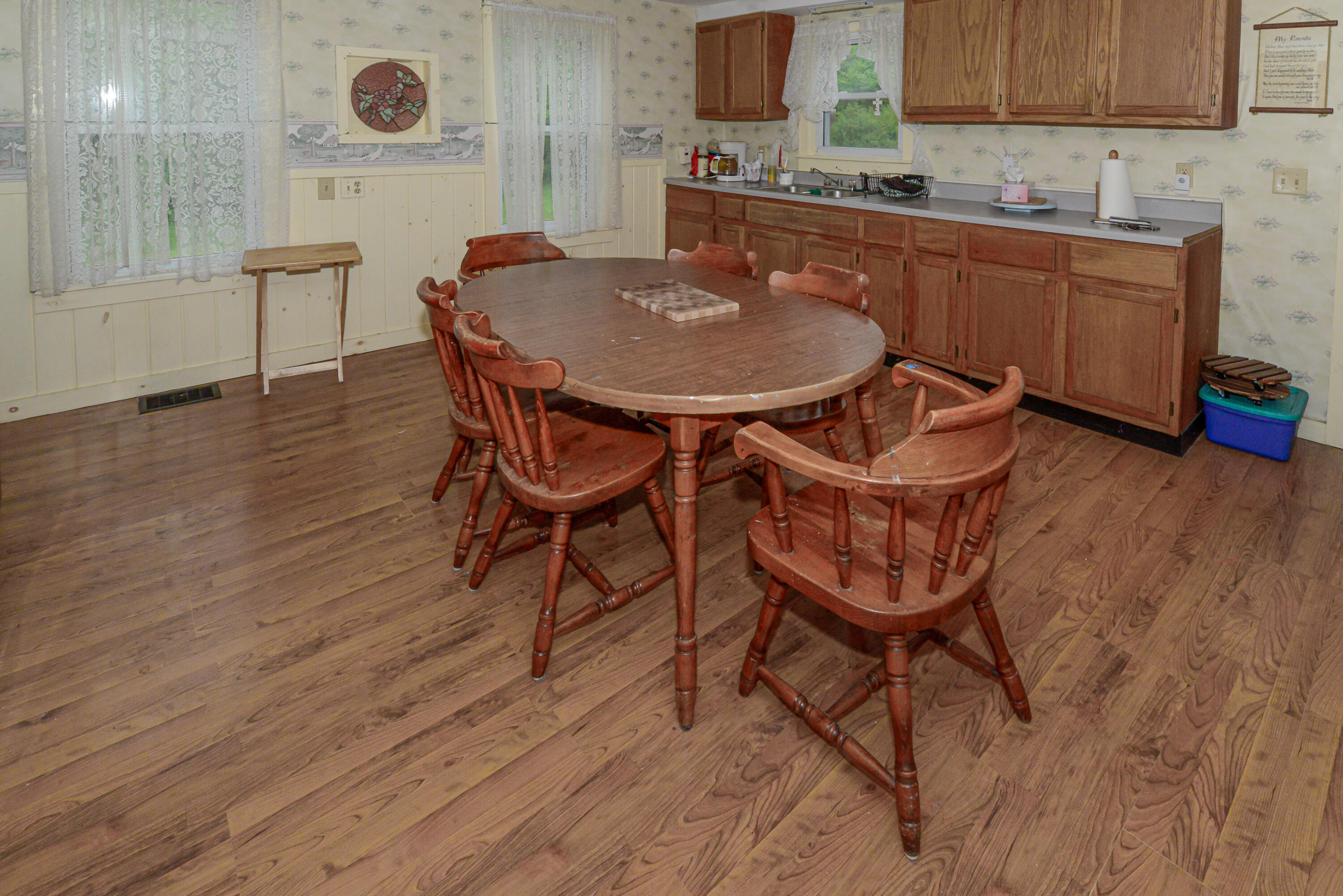 18 Forest Avenue Property Photo 5