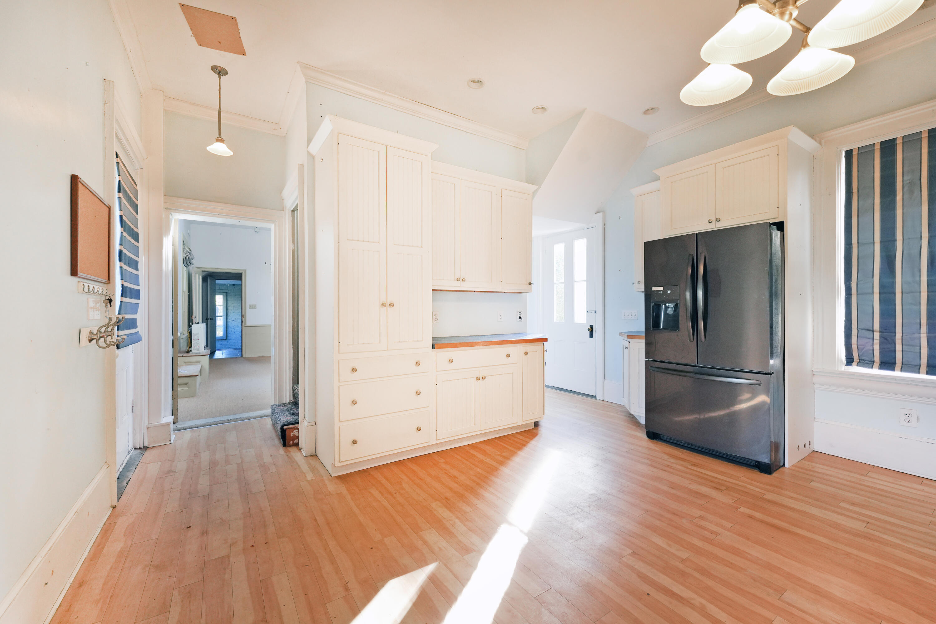11 Lincoln Street Property Photo 28