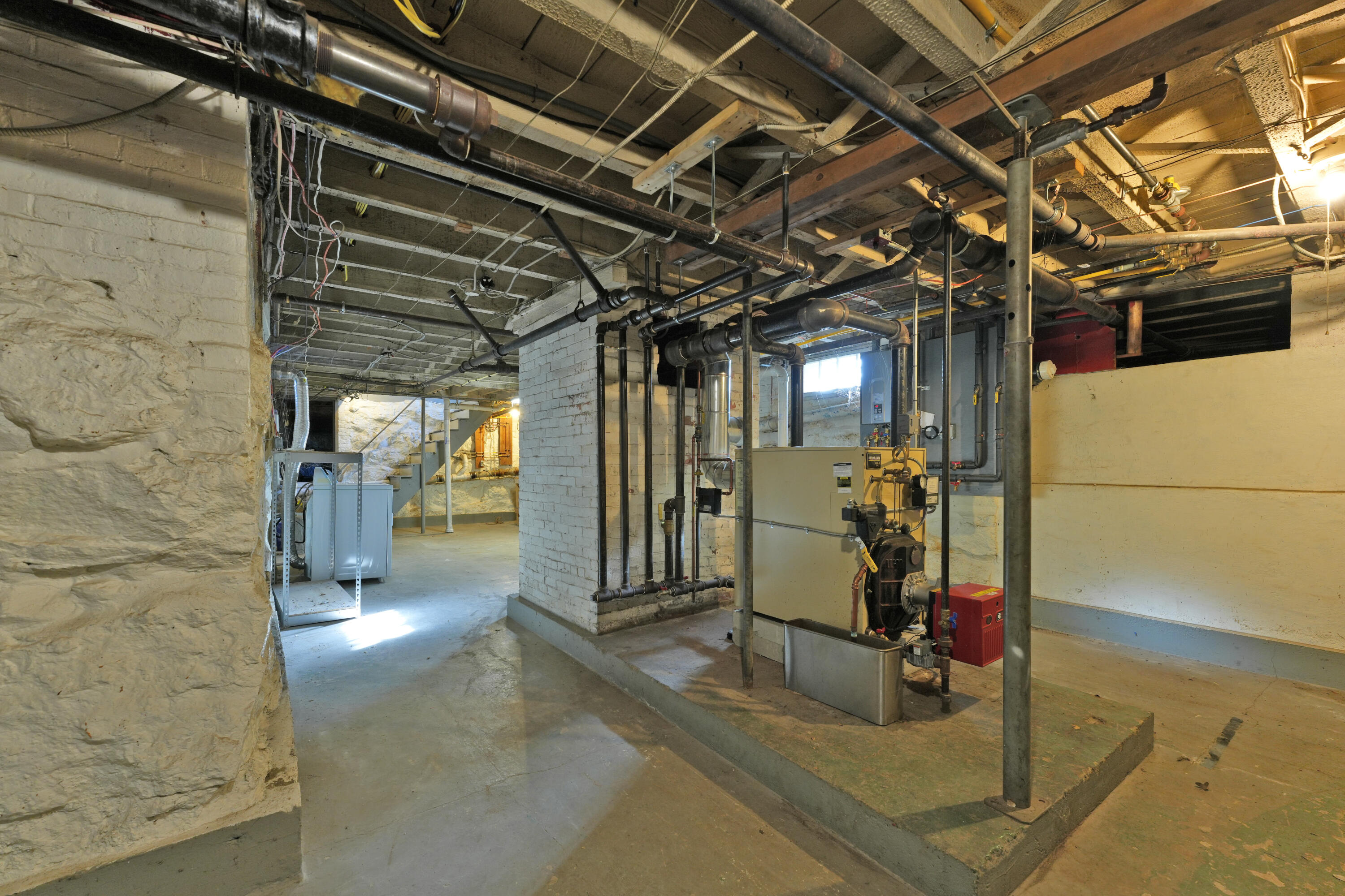 11 Lincoln Street Property Photo 45