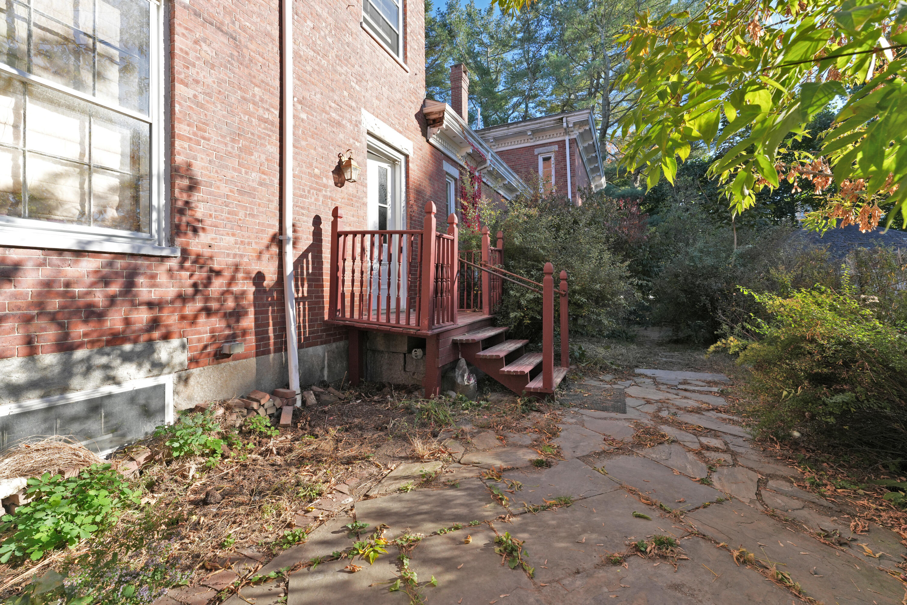 11 Lincoln Street Property Photo 46