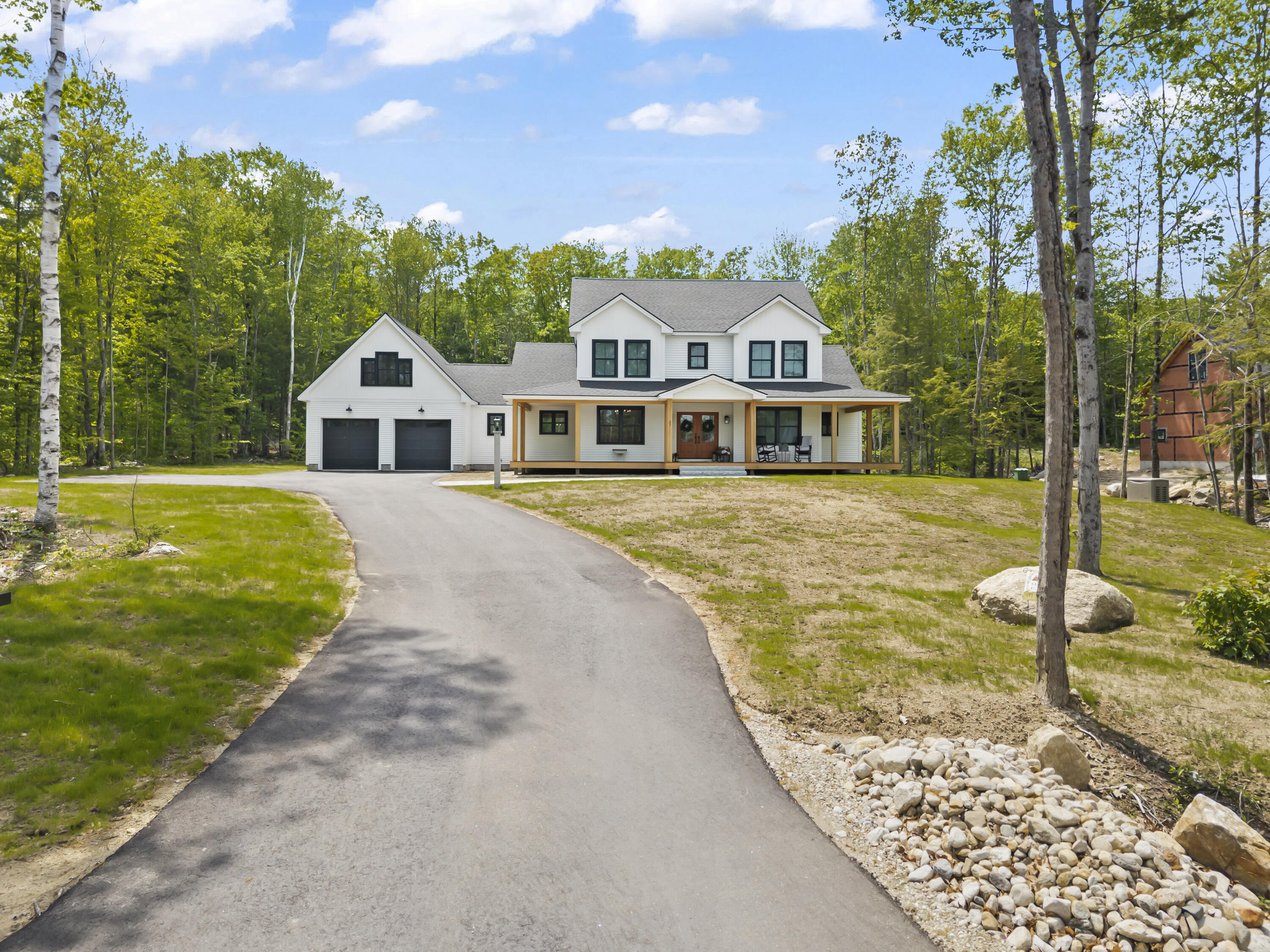 37 County Crossing Property Photo 5