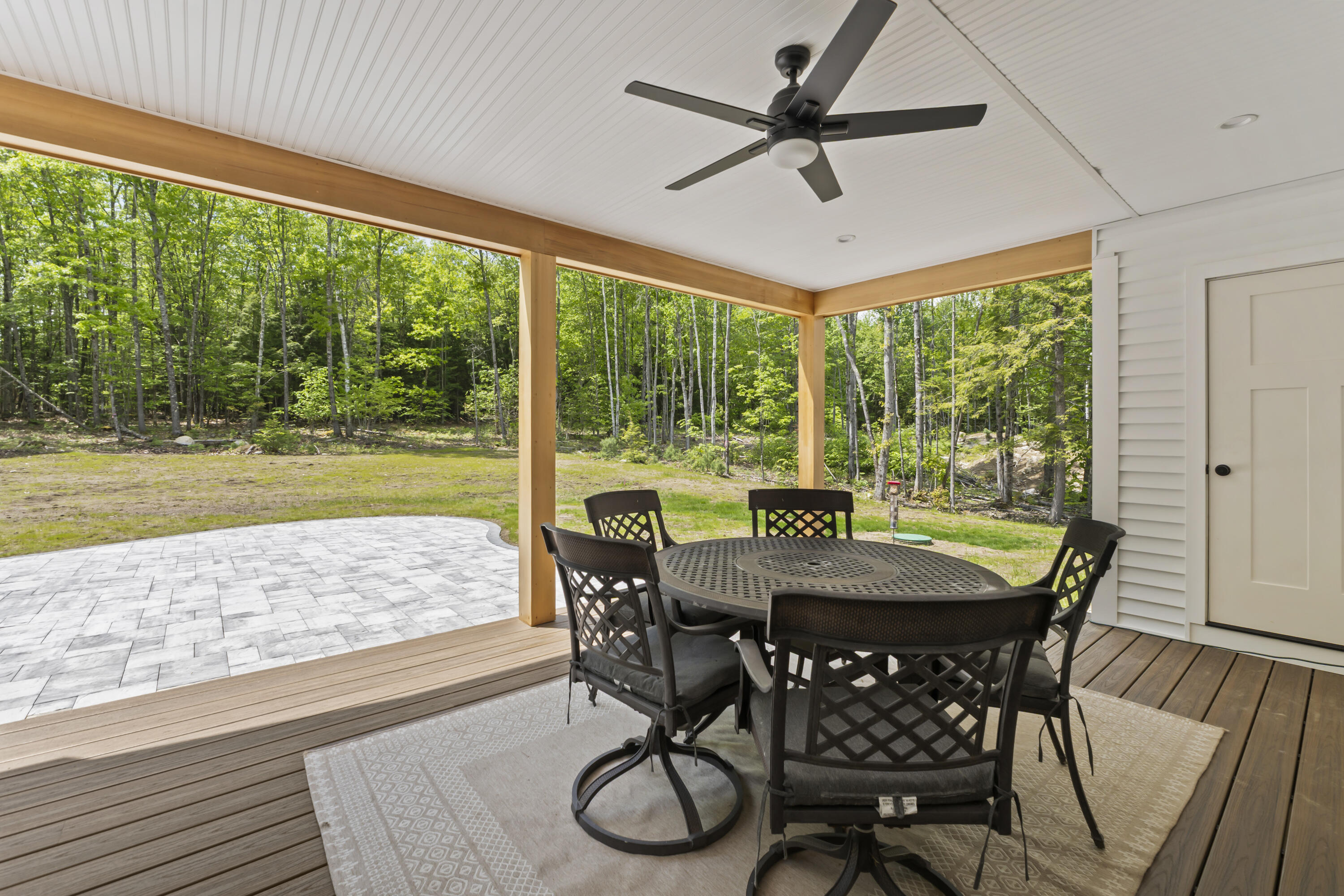37 County Crossing Property Photo 18
