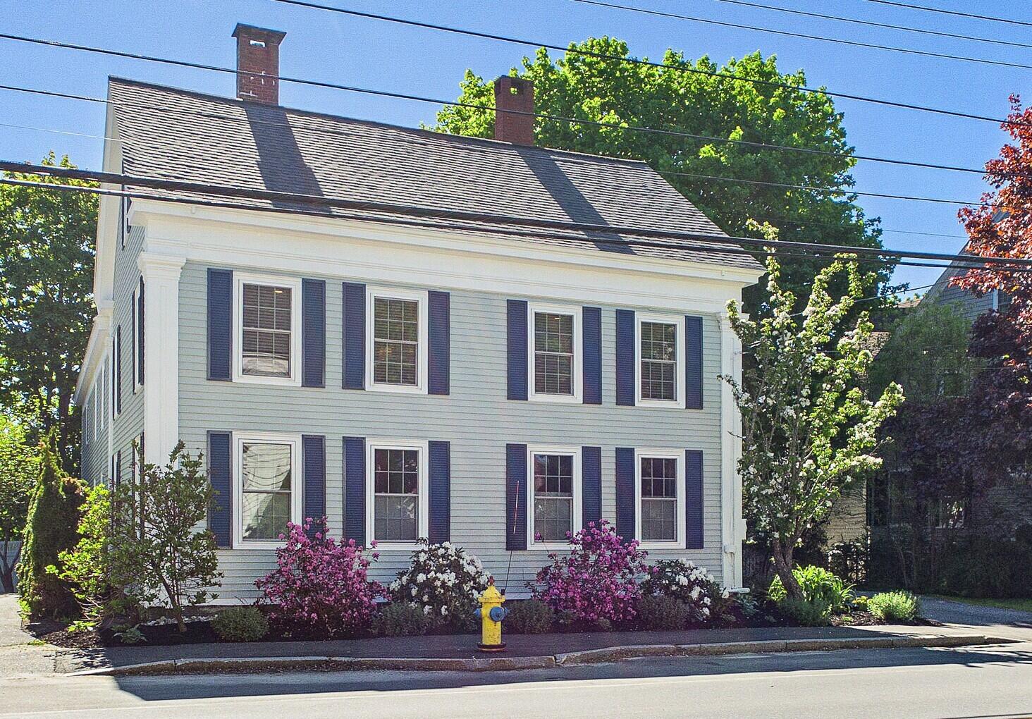 1059 Washington Street Property Photo 2