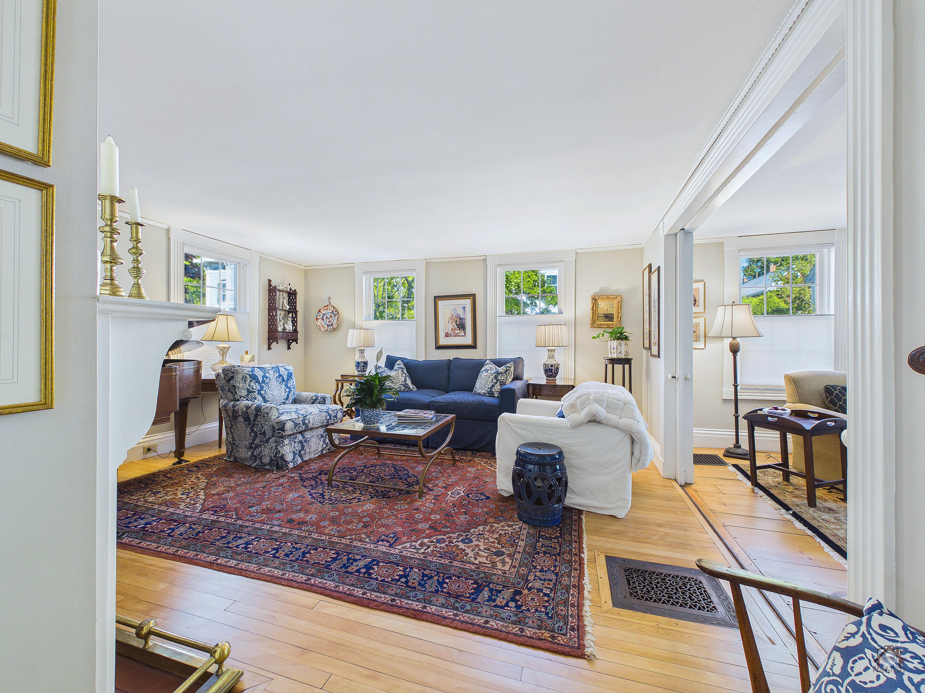 1059 Washington Street Property Photo 11