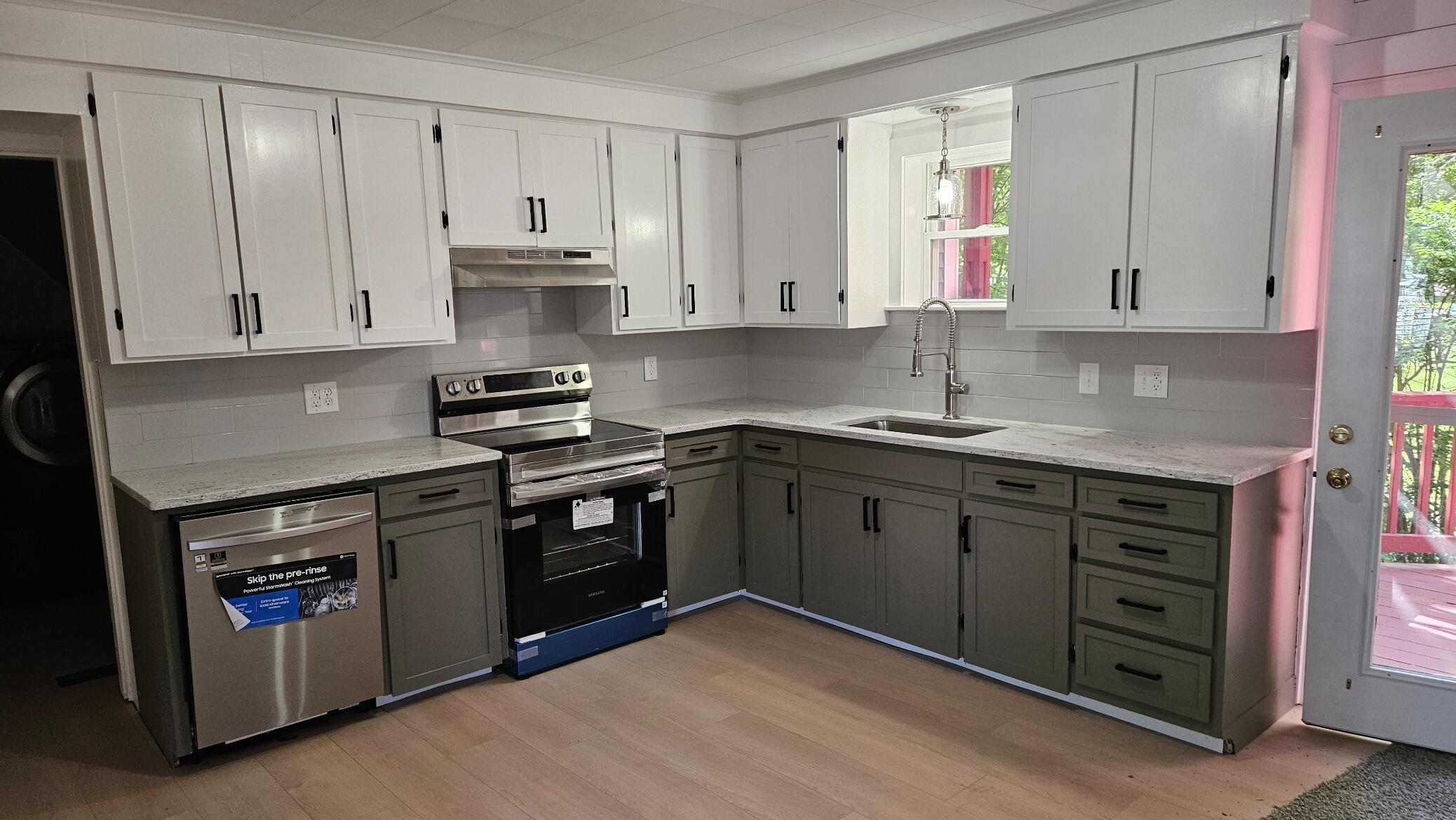 75 South Street Property Photo 4
