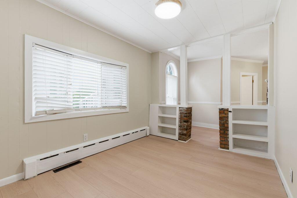 75 South Street Property Photo 18