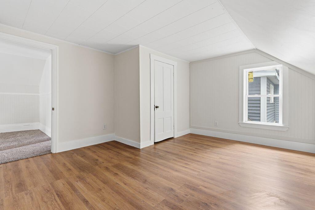 75 South Street Property Photo 32