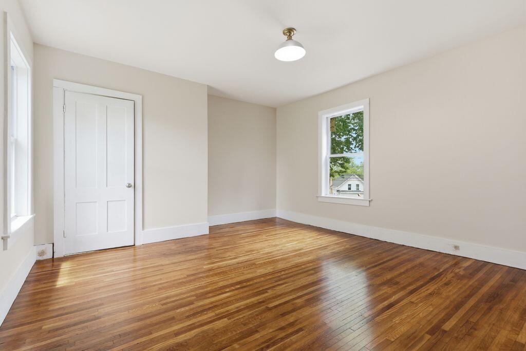 75 South Street Property Photo 42