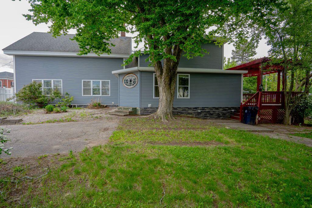 75 South Street Property Photo 45