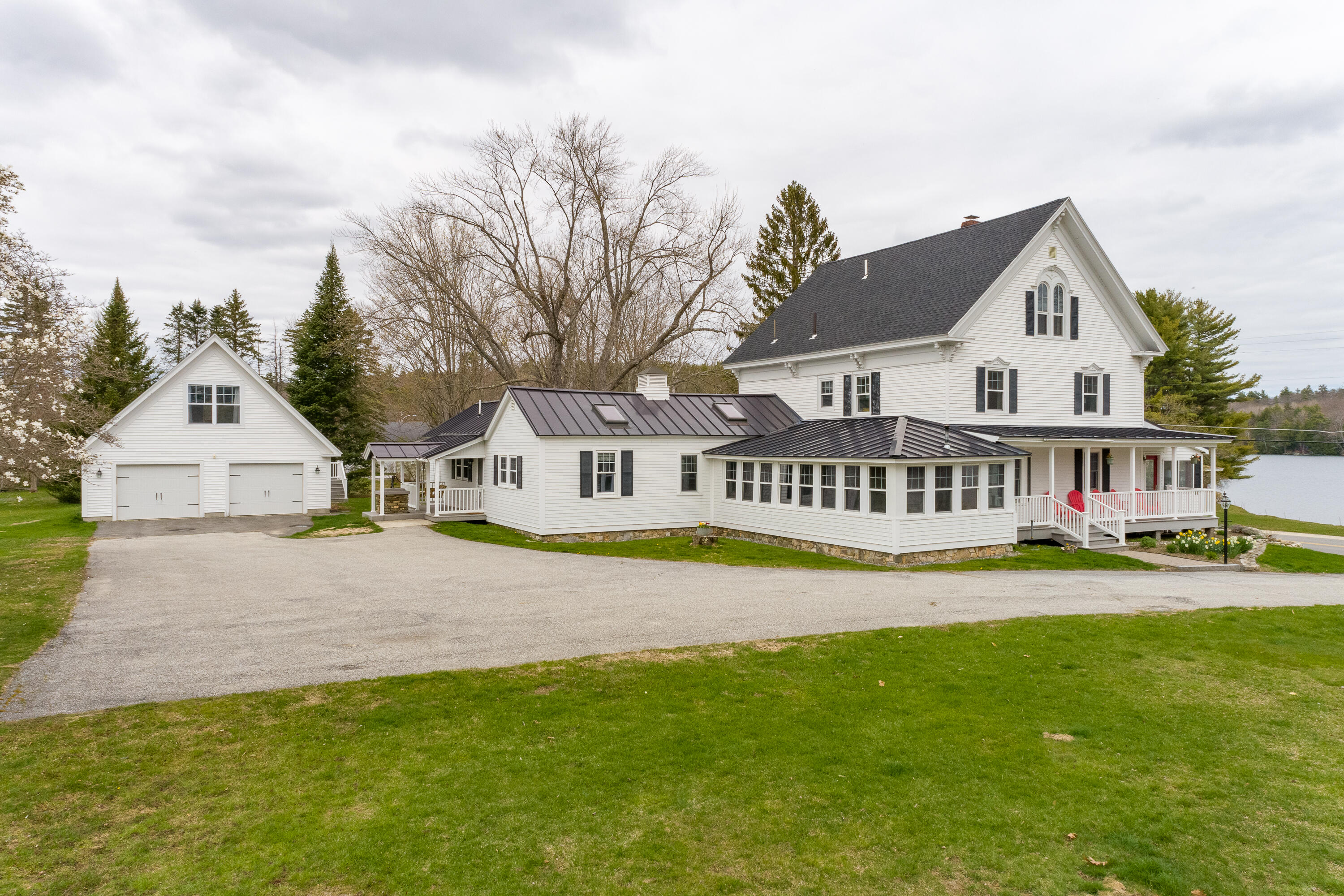 1024 Meadow Road Property Photo 6