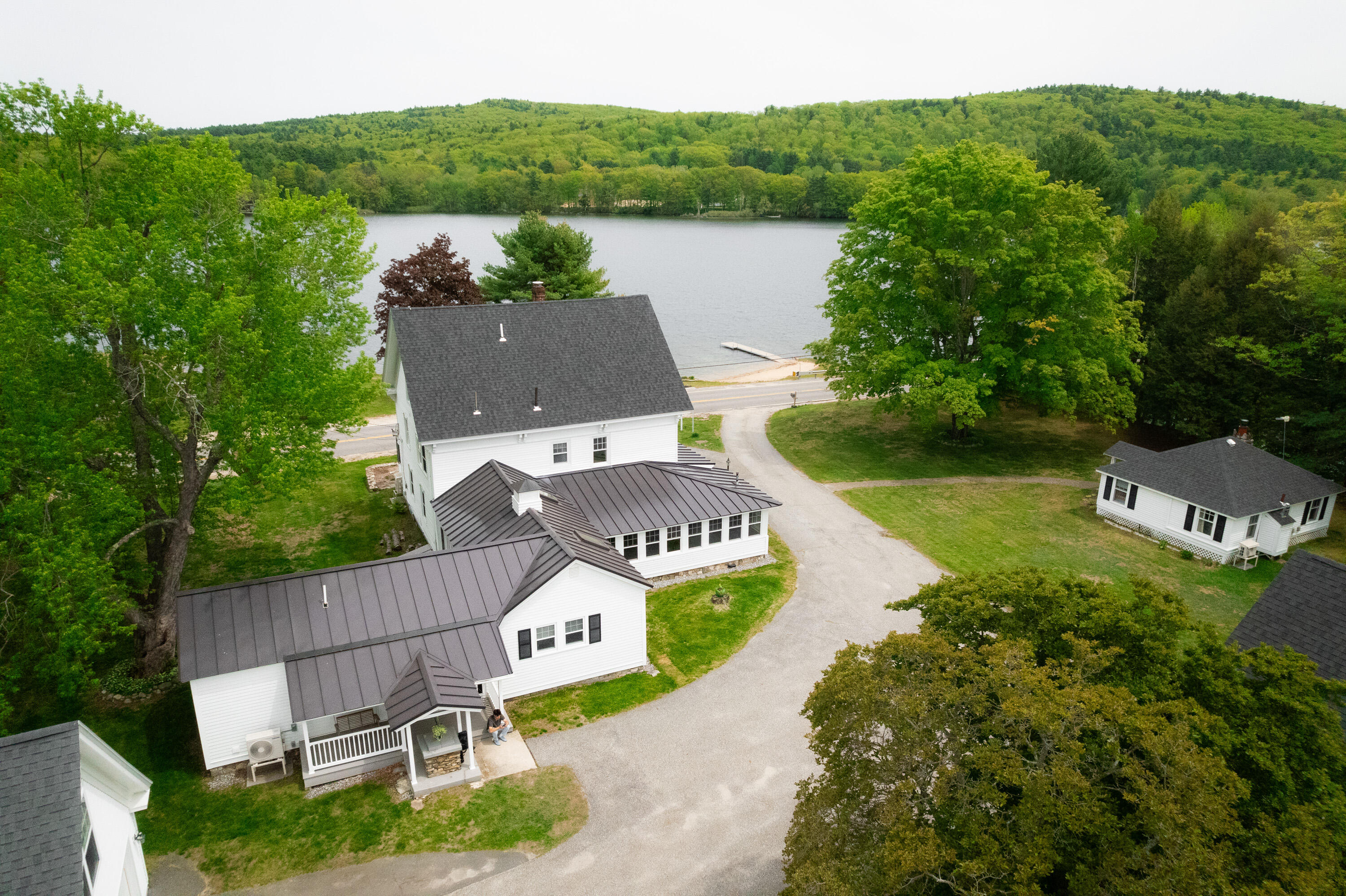 1024 Meadow Road Property Photo 7