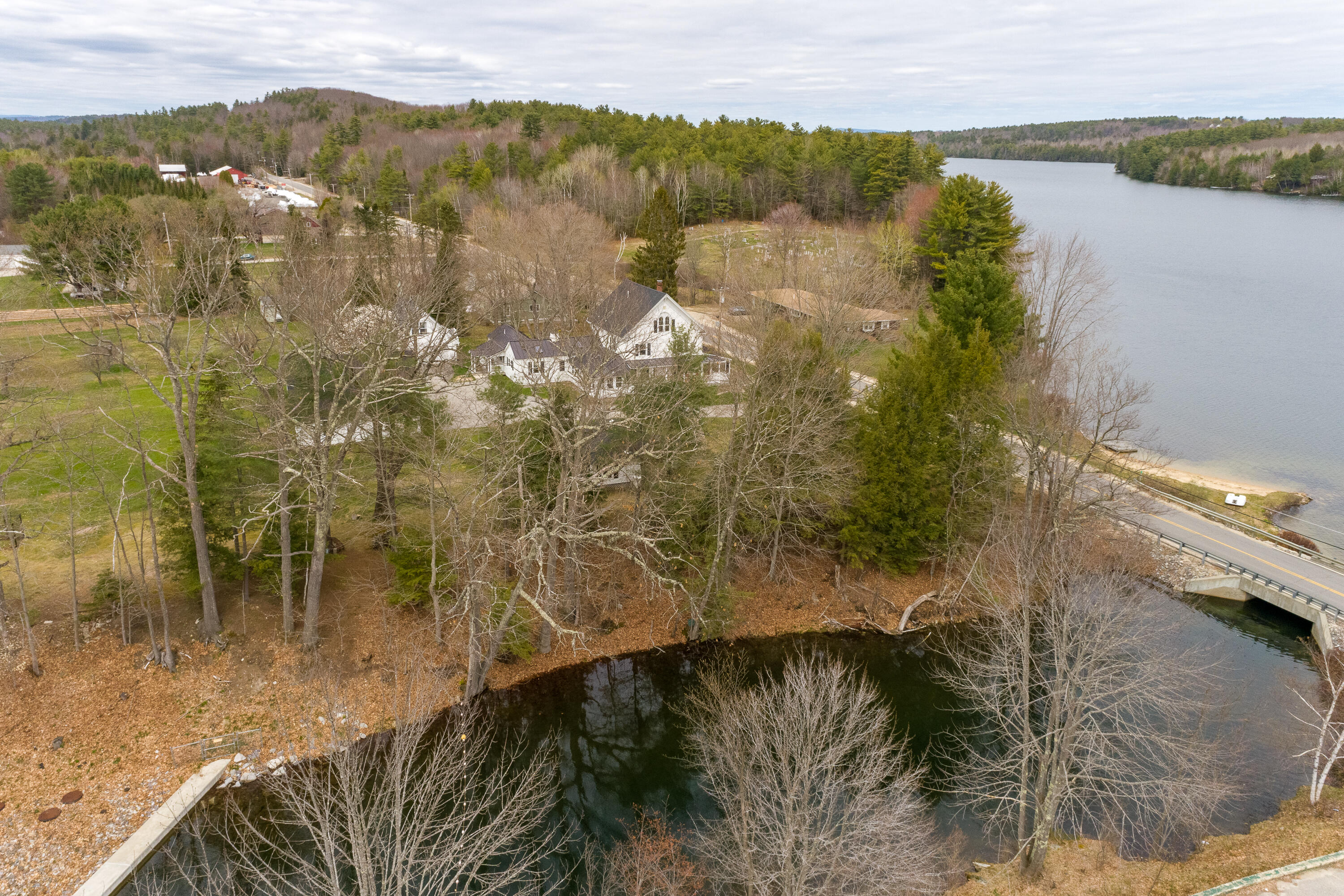 1024 Meadow Road Property Photo 15